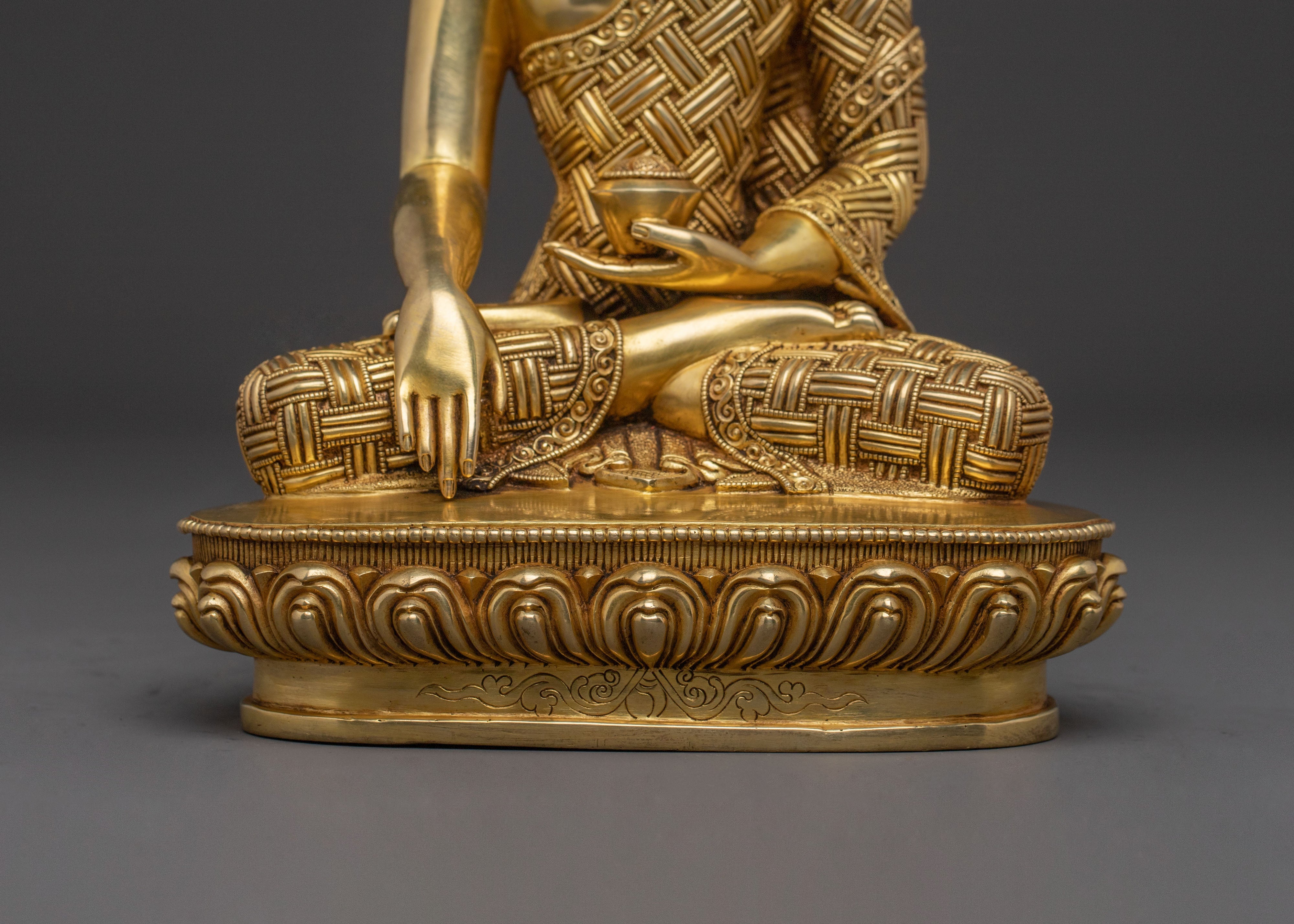 Shakyamuni Buddha Enlightenment Statue for Blessing | 24K Gold Gilded