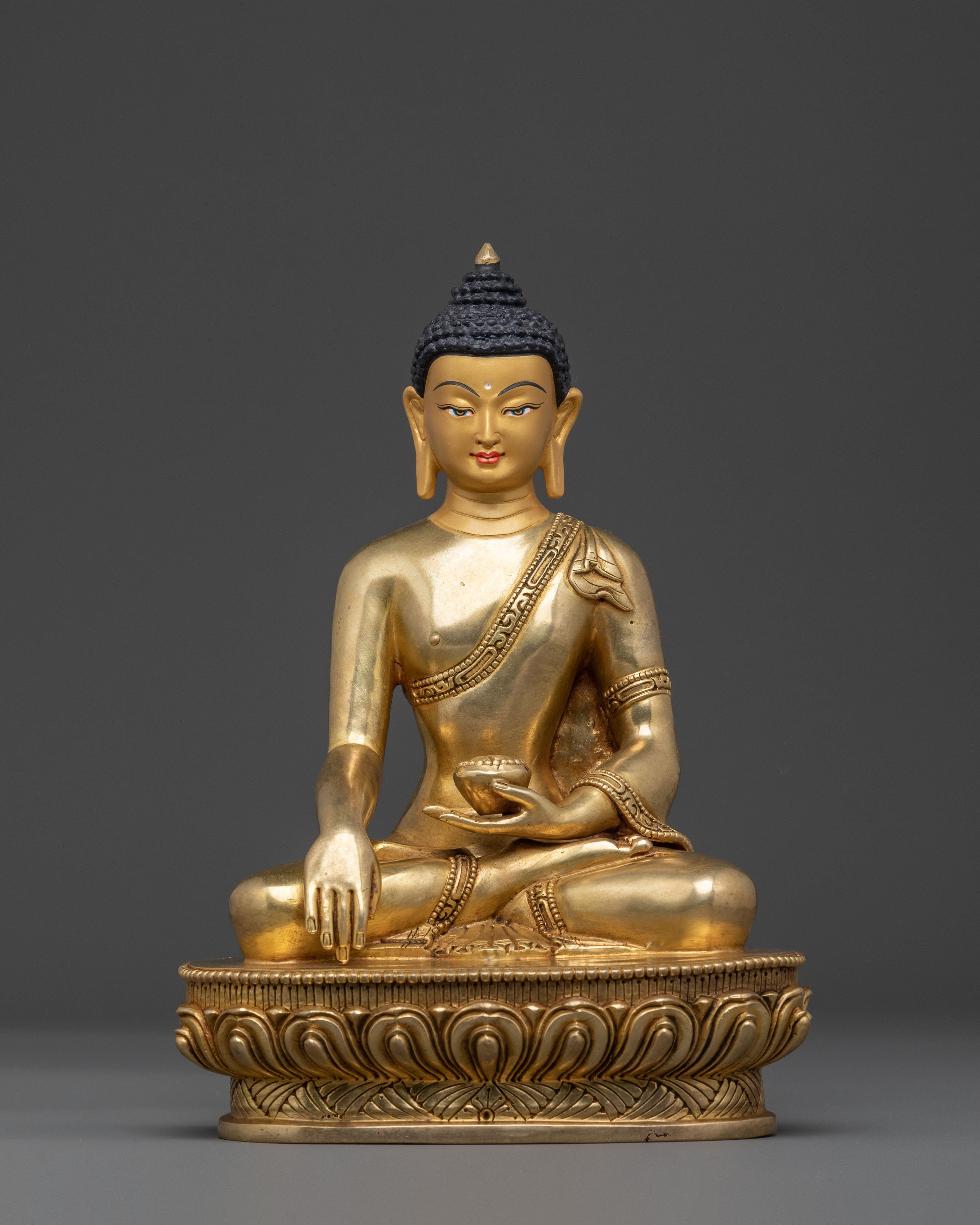 Shakyamuni Buddha Statue