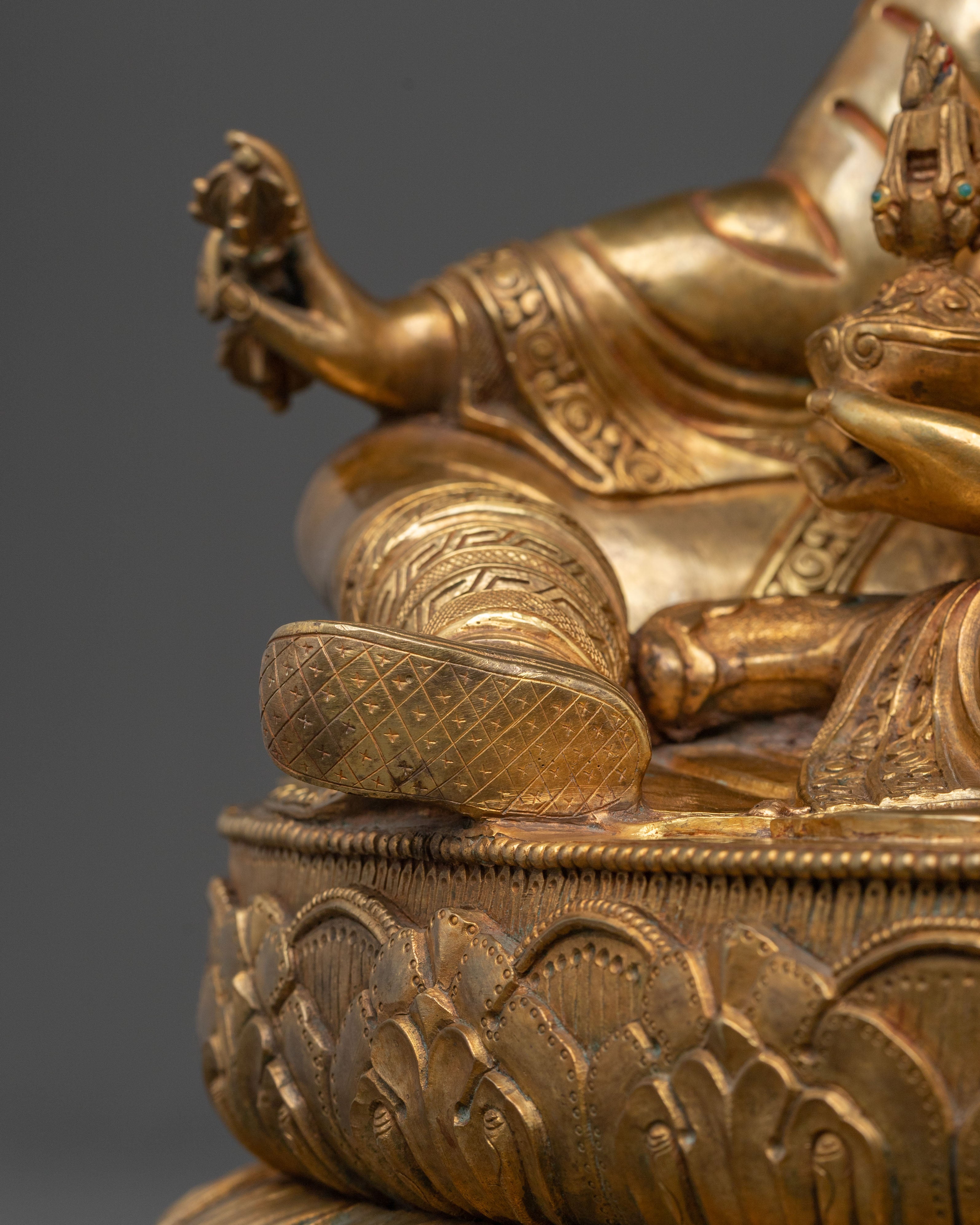 Himalayan Guru Rinpoche Statue for Buddhist Altar