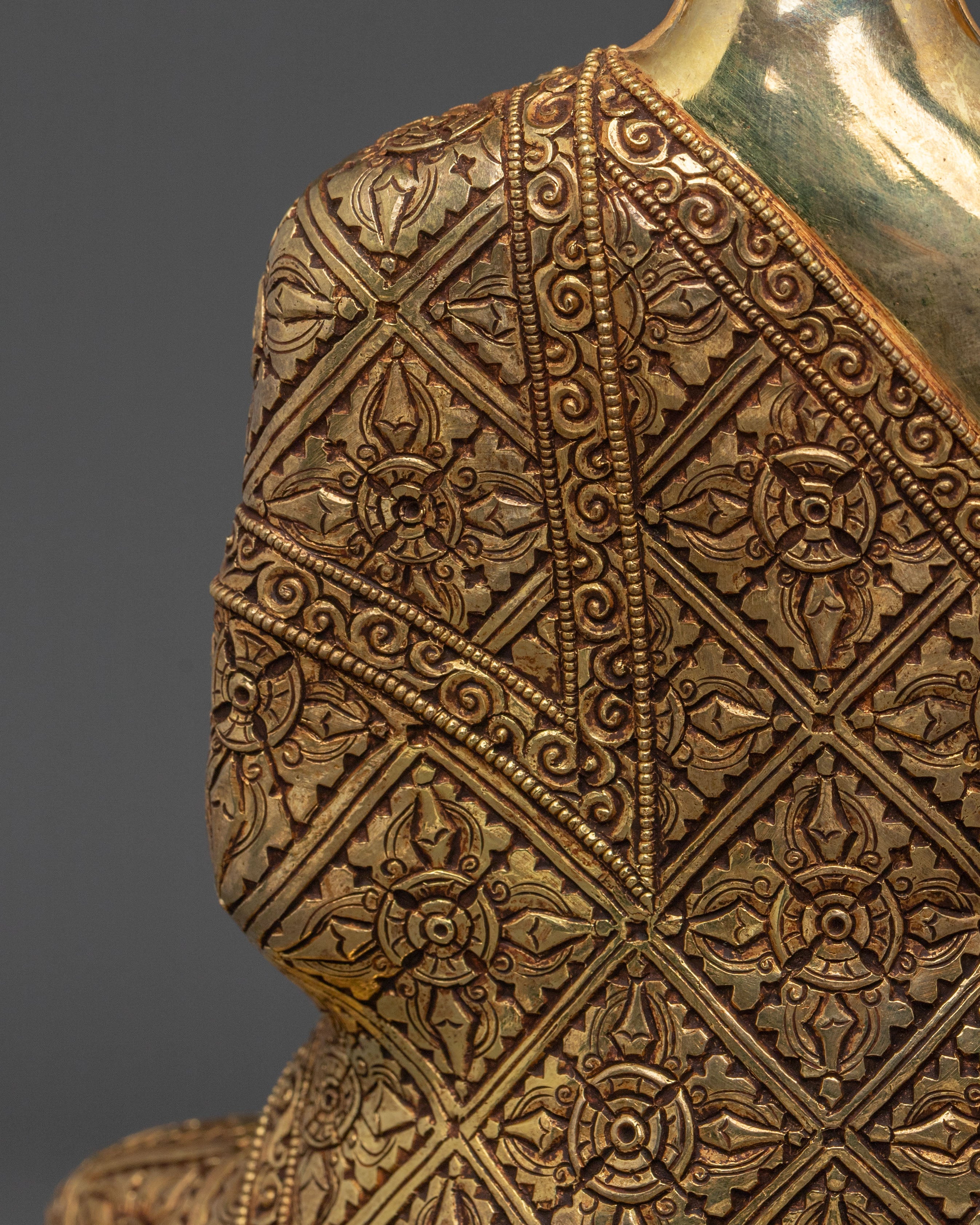 Medicine Buddha Statue | Symbol of Compassion
