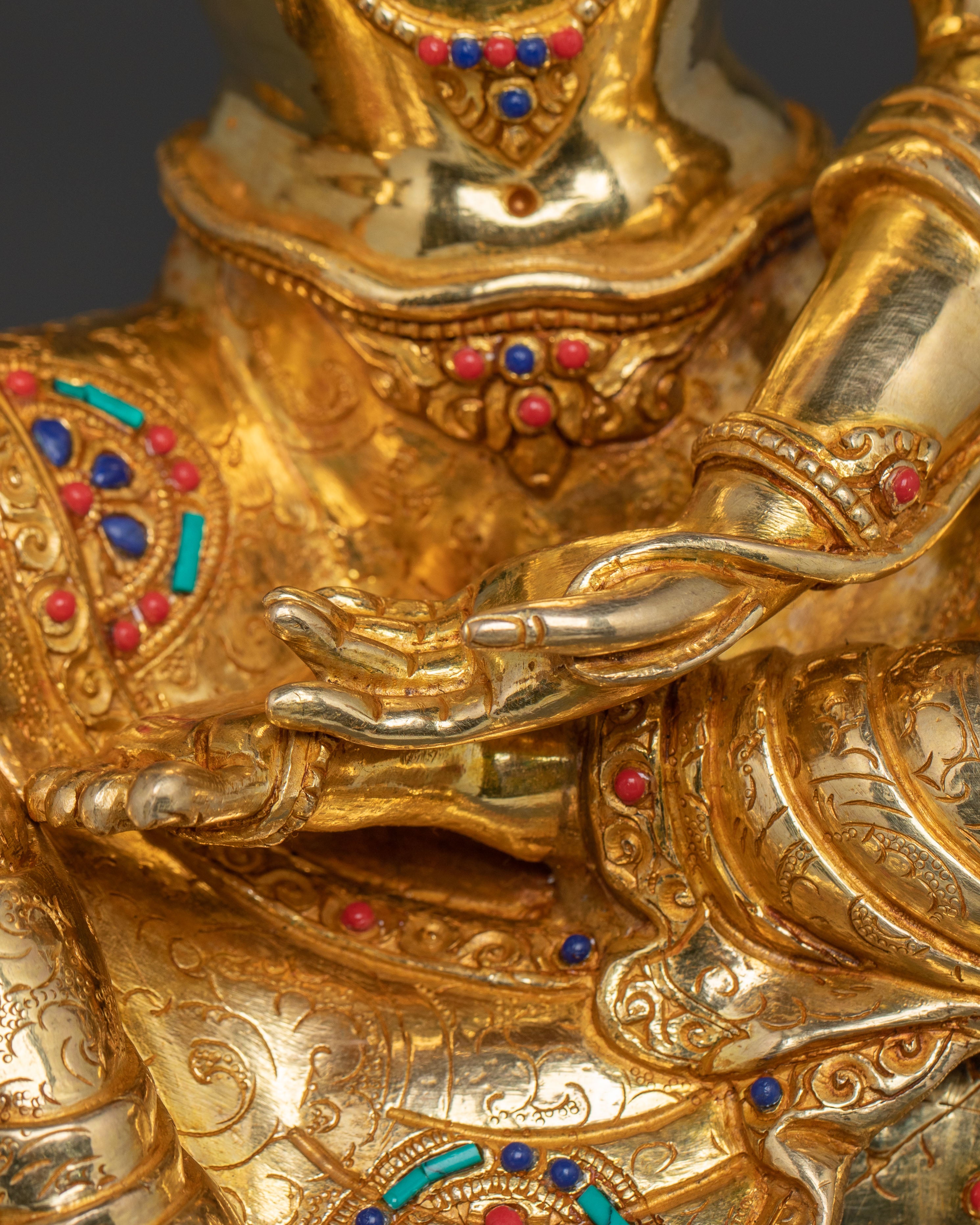 Handcrafted Samanthabhadra Statue: Gilded Copper Art