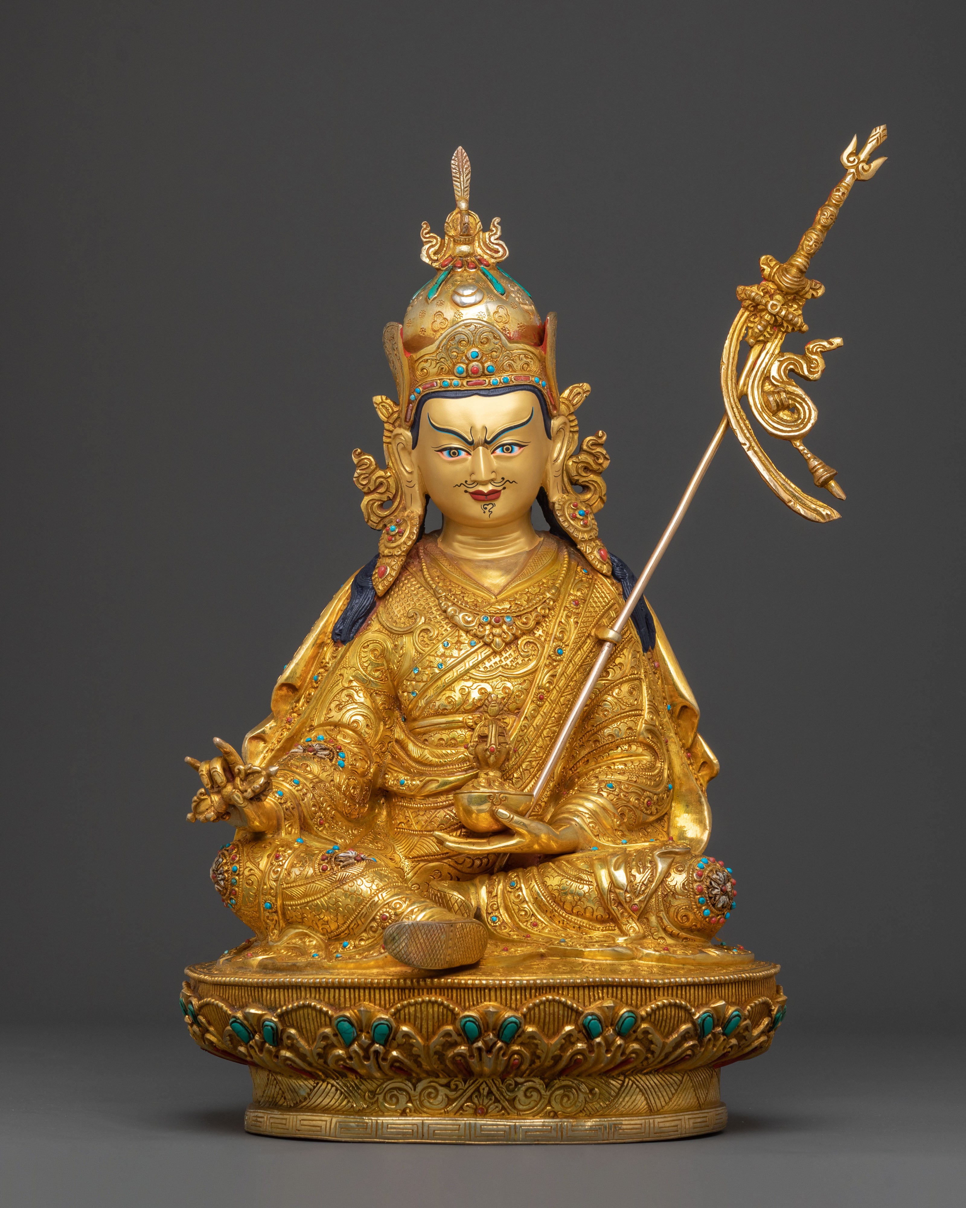 Guru Rinpoche Statue