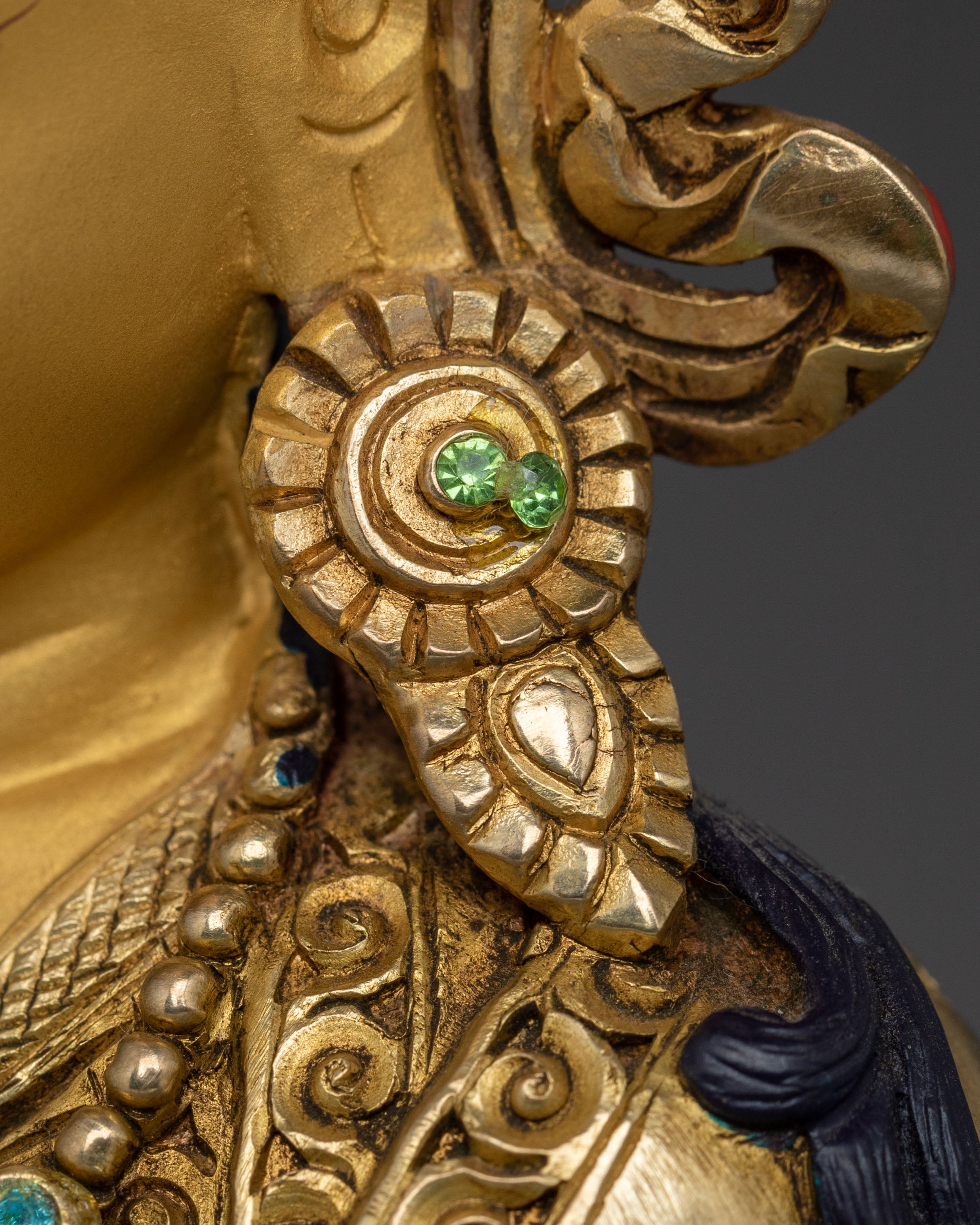 Guru Rinpoche Sculpture | Tibetan Buddhist Master