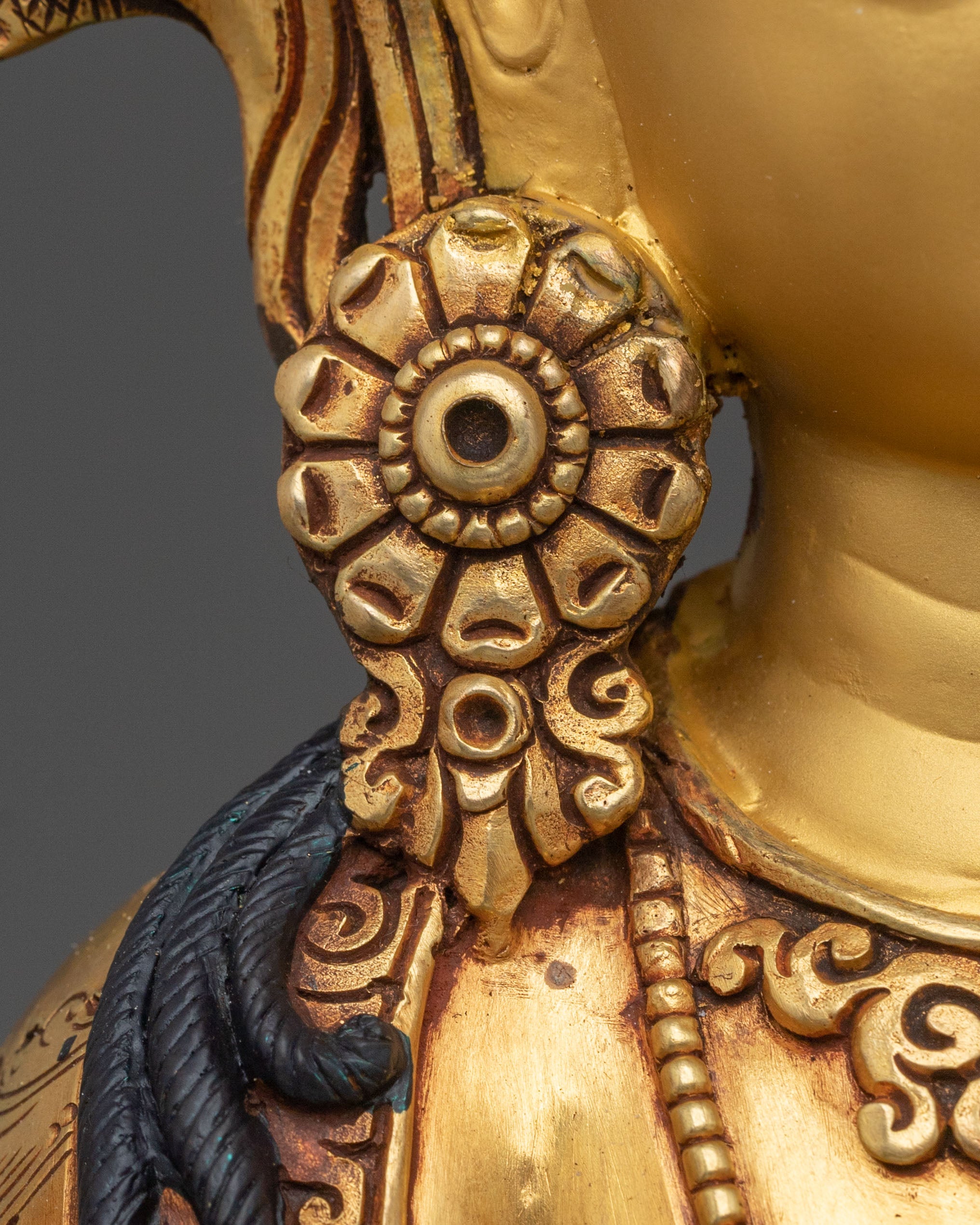 Chenrezig Sculpture | 24K Gold Gilded Compassionate Figurine