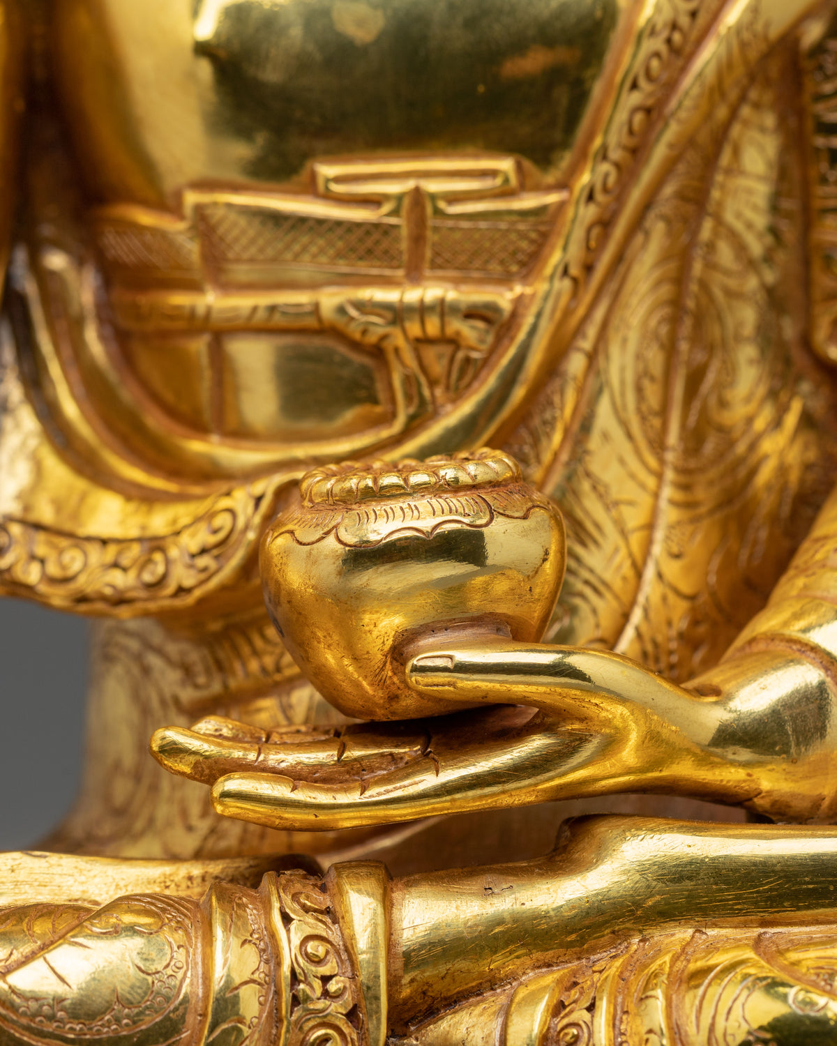 Hand-Carved Shakyamuni Buddha Sculpture of Enlightenment
