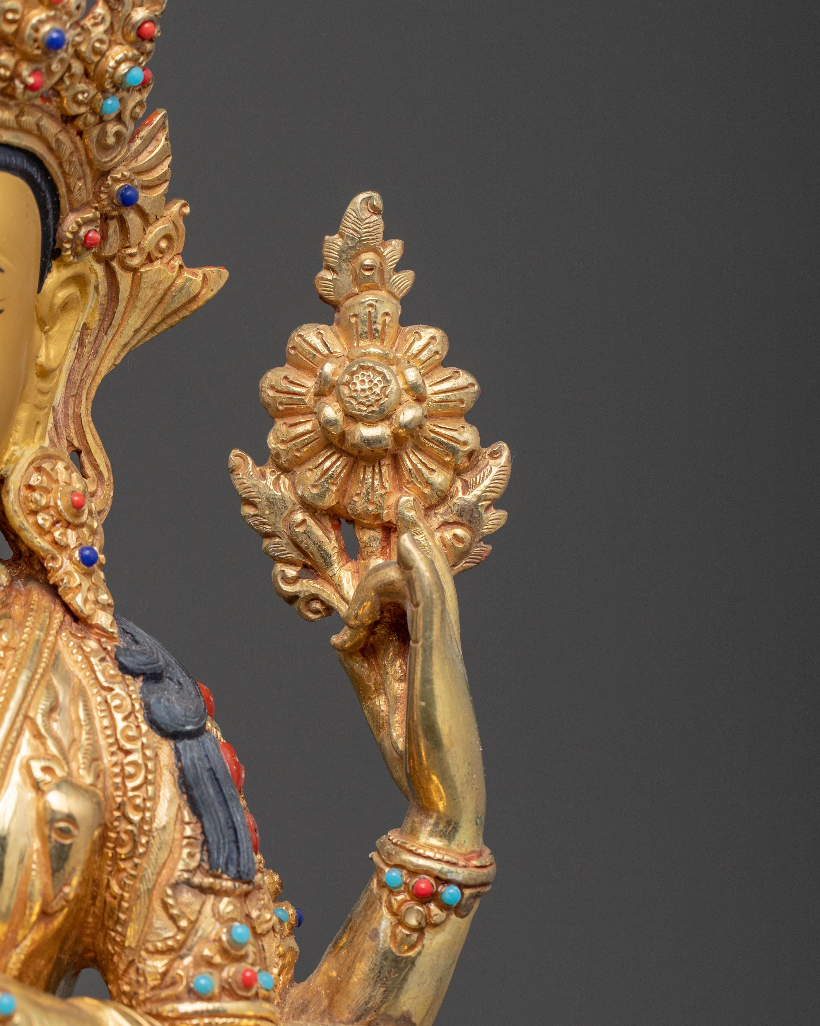Chenrezig Statue: Idol of Compassion and Mercy