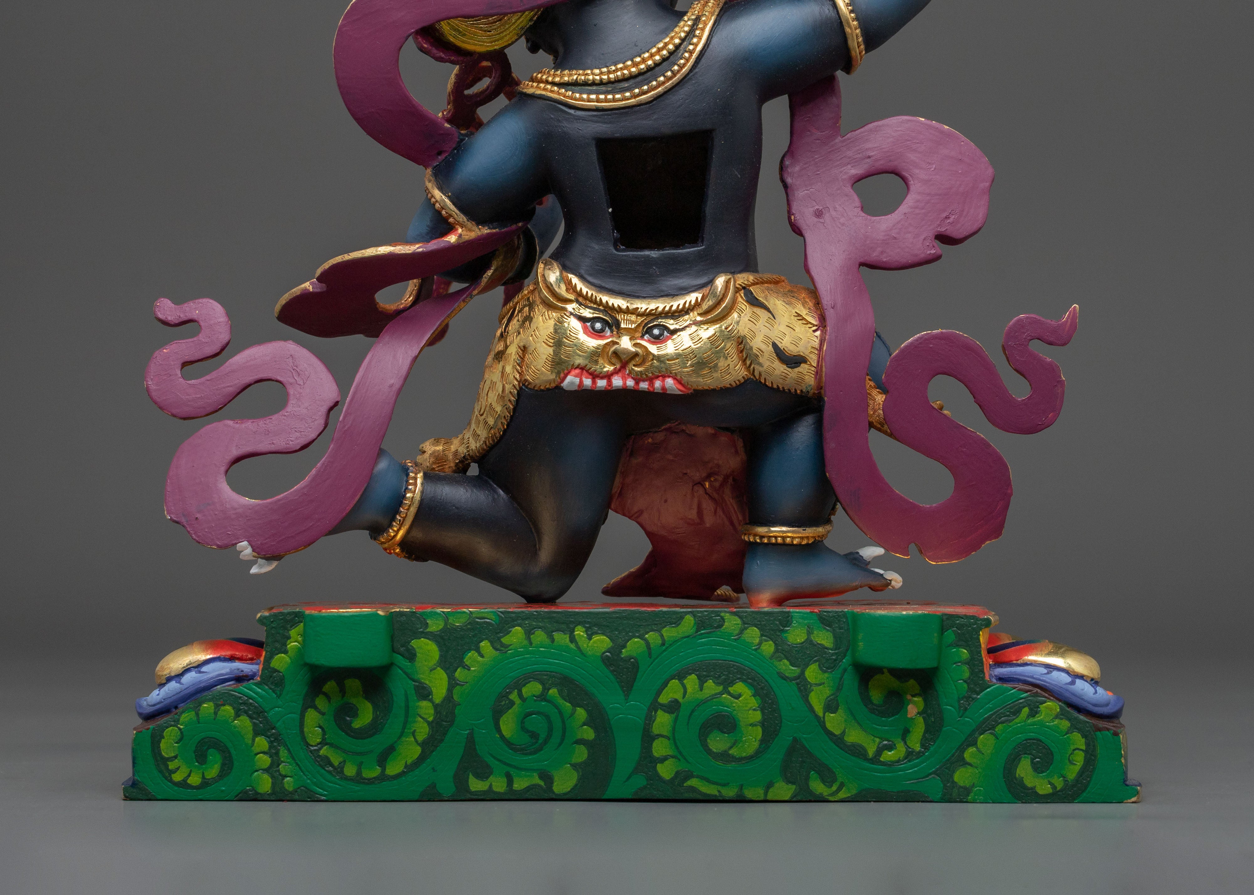 Handcrafted Achala Statue – Divine Protector