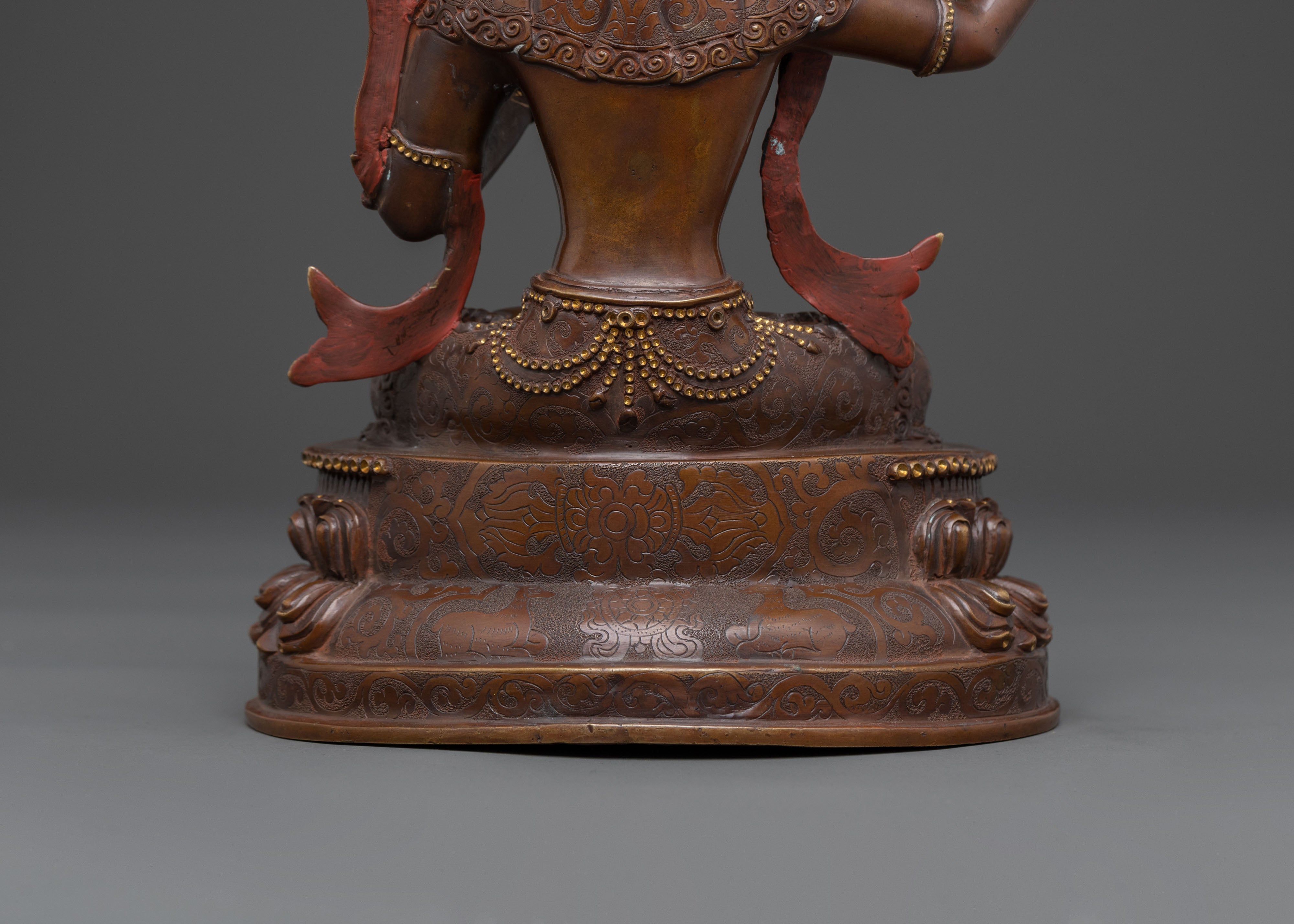 Wisdom Statue: Symbol of Knowledge & Enlightenment