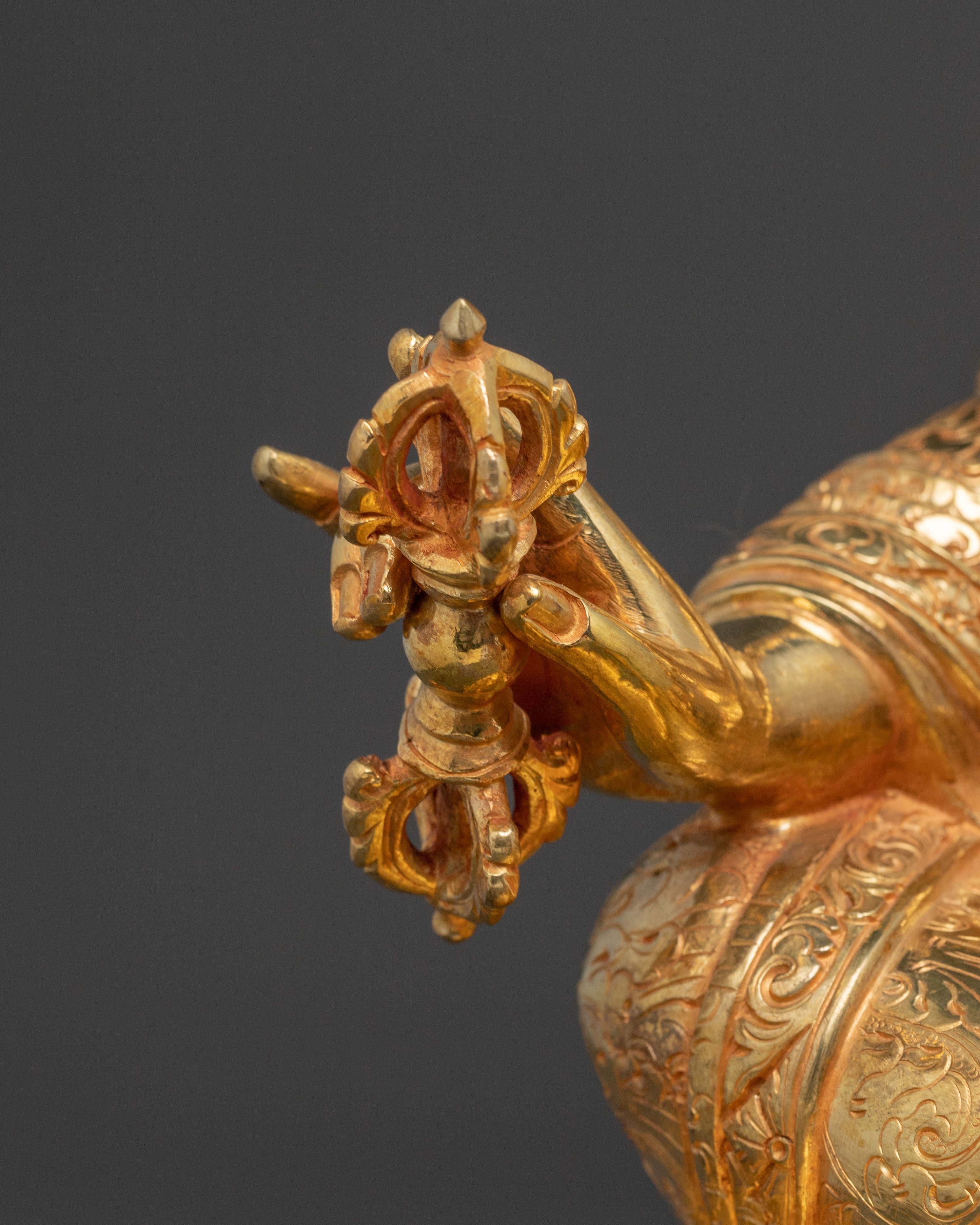 Guru Rinpoche Tibetan Master Statue – Radiant 24K Gold Gilded