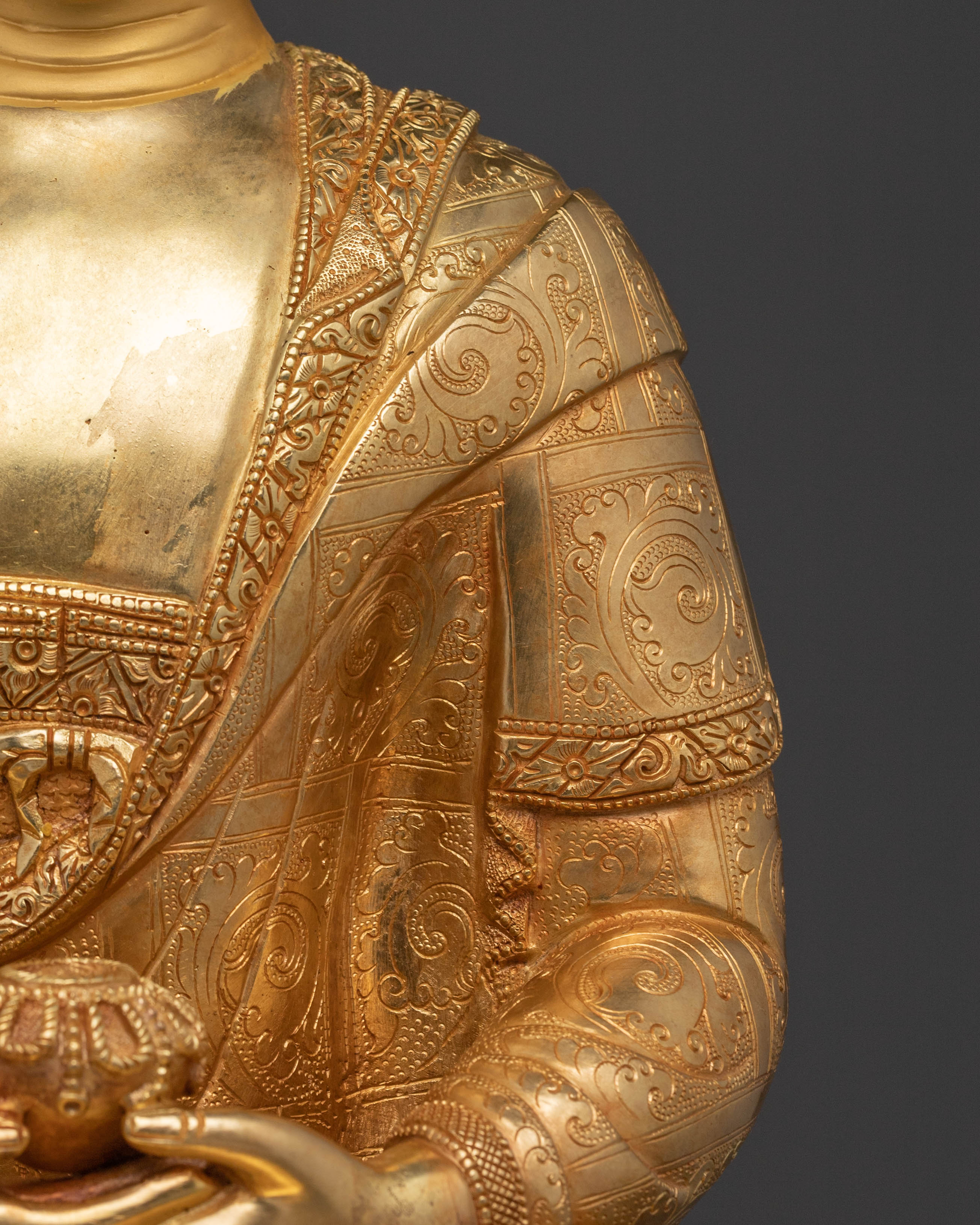 Peaceful Amitabha Statue | Symbol of Peace & Compassion