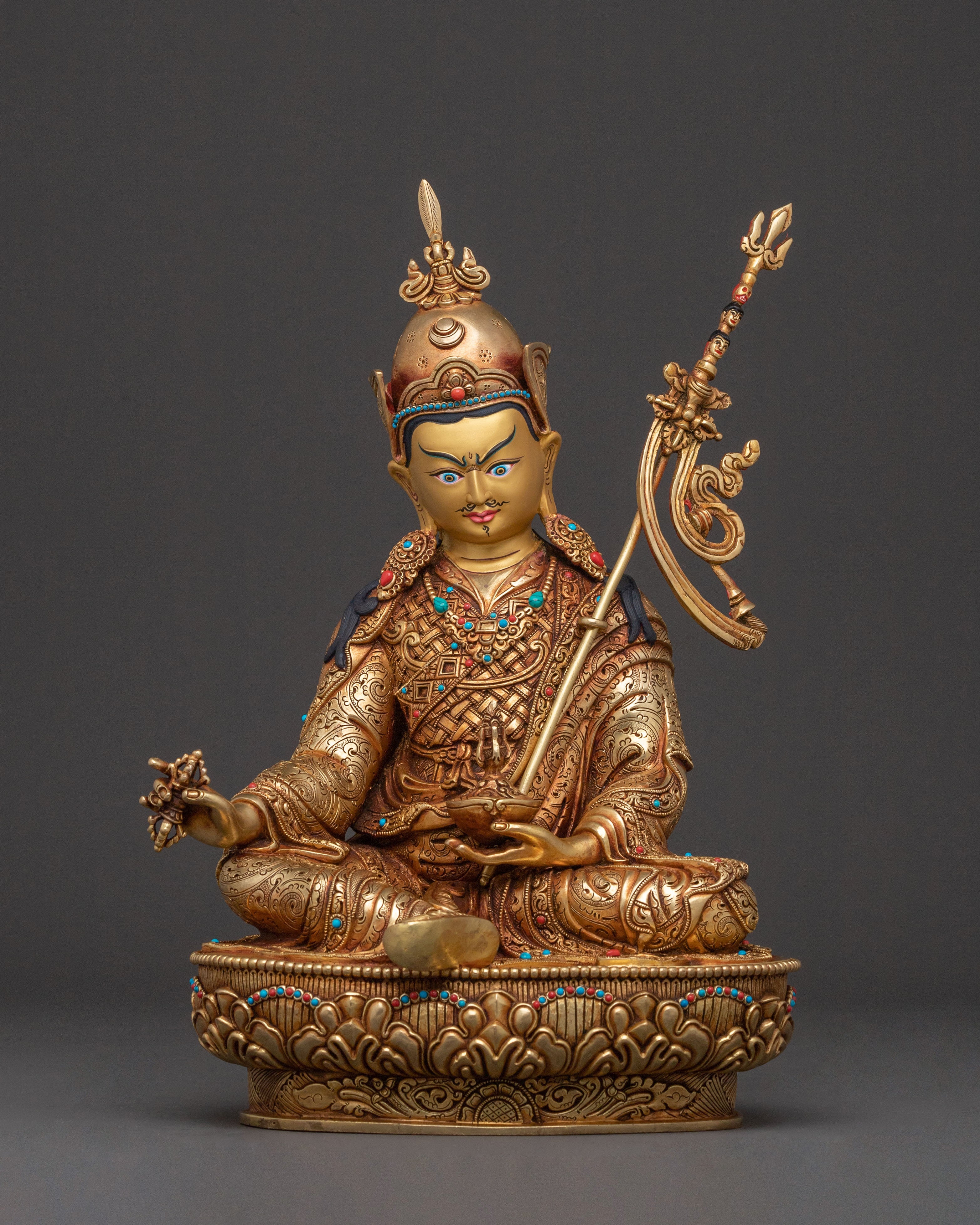 Guru Rinpoche Statue