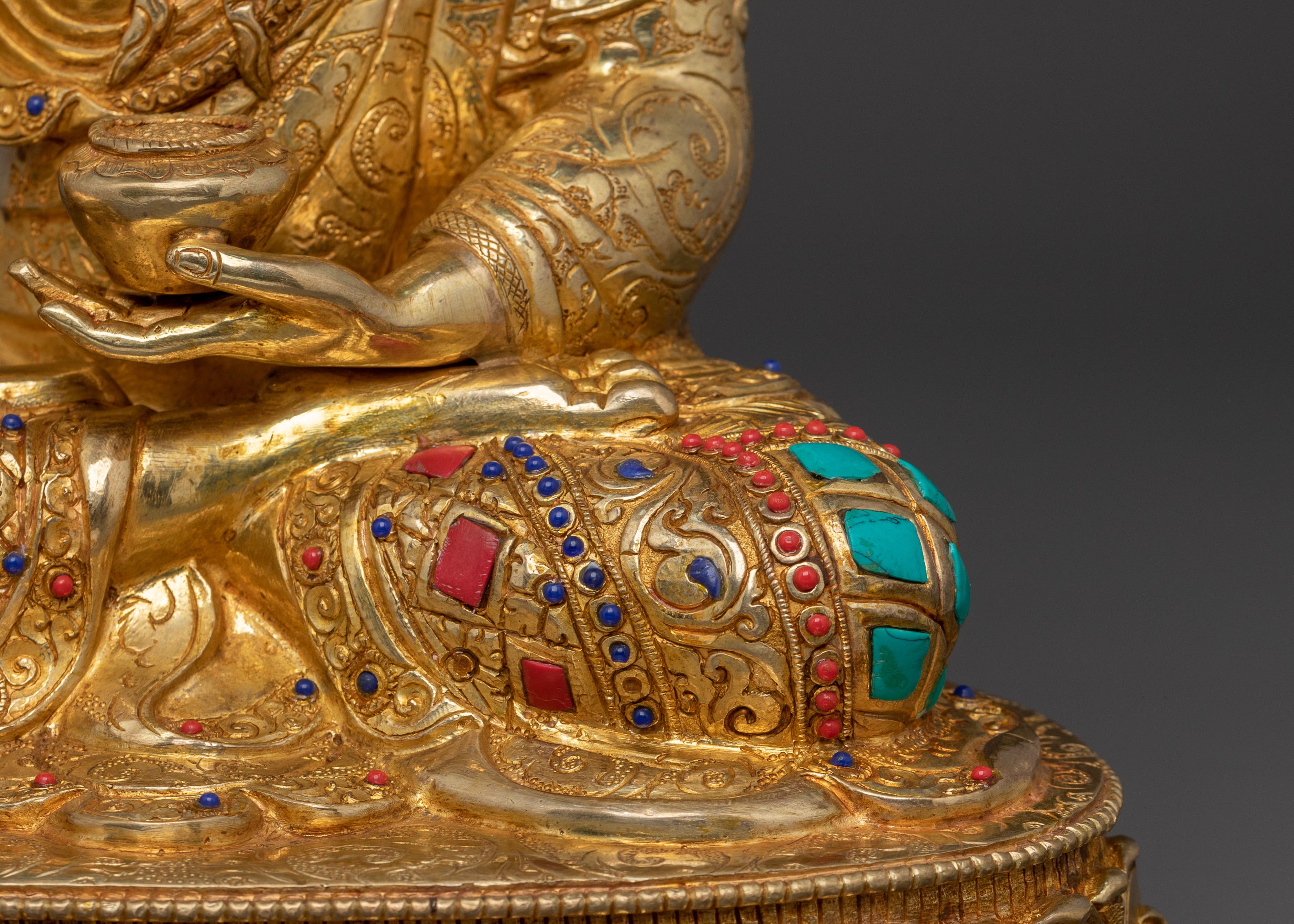 Shakyamuni Buddha Statue | Sacred Altar Decor