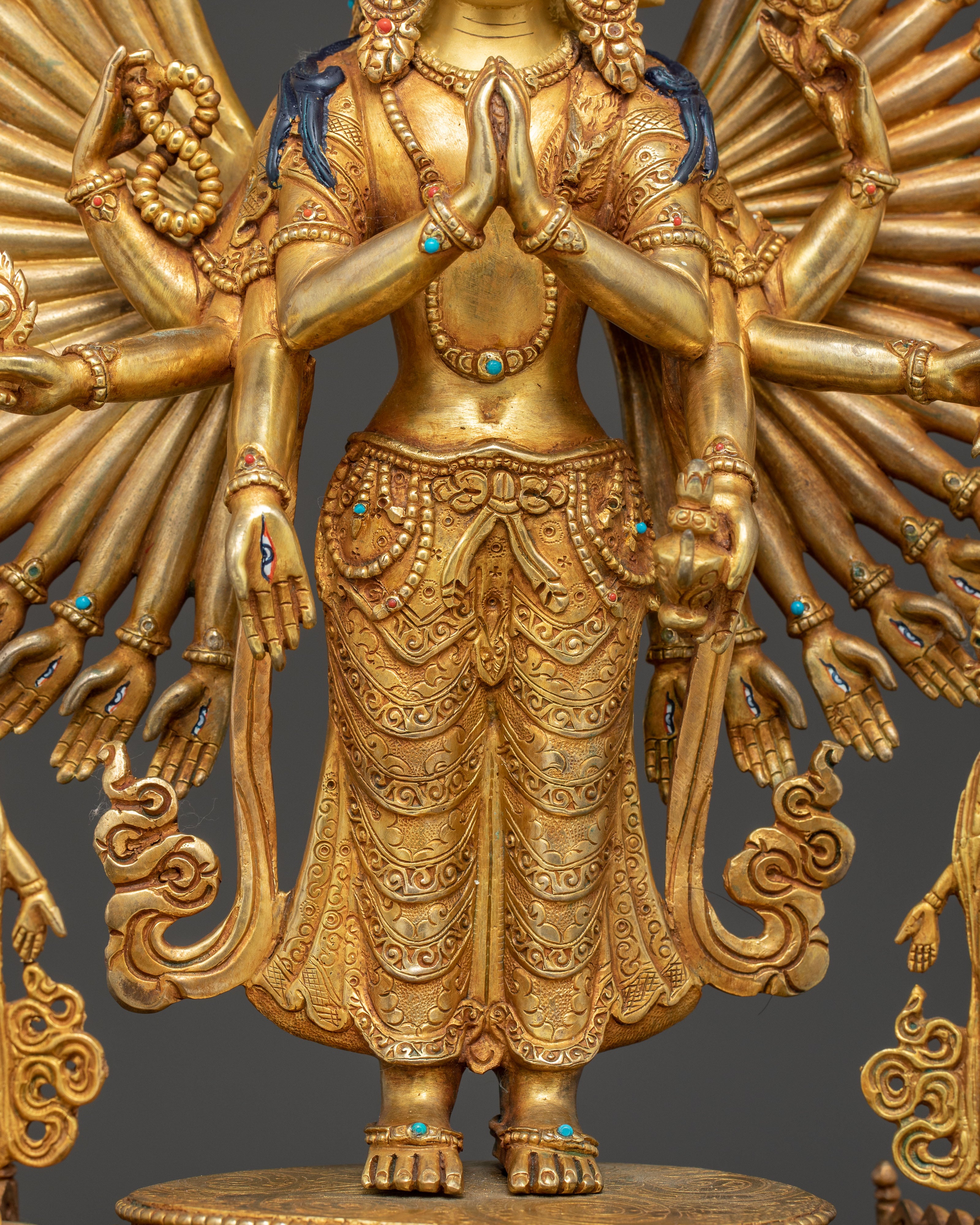 1000 Armed Chenrezig: Statue of Compassionate