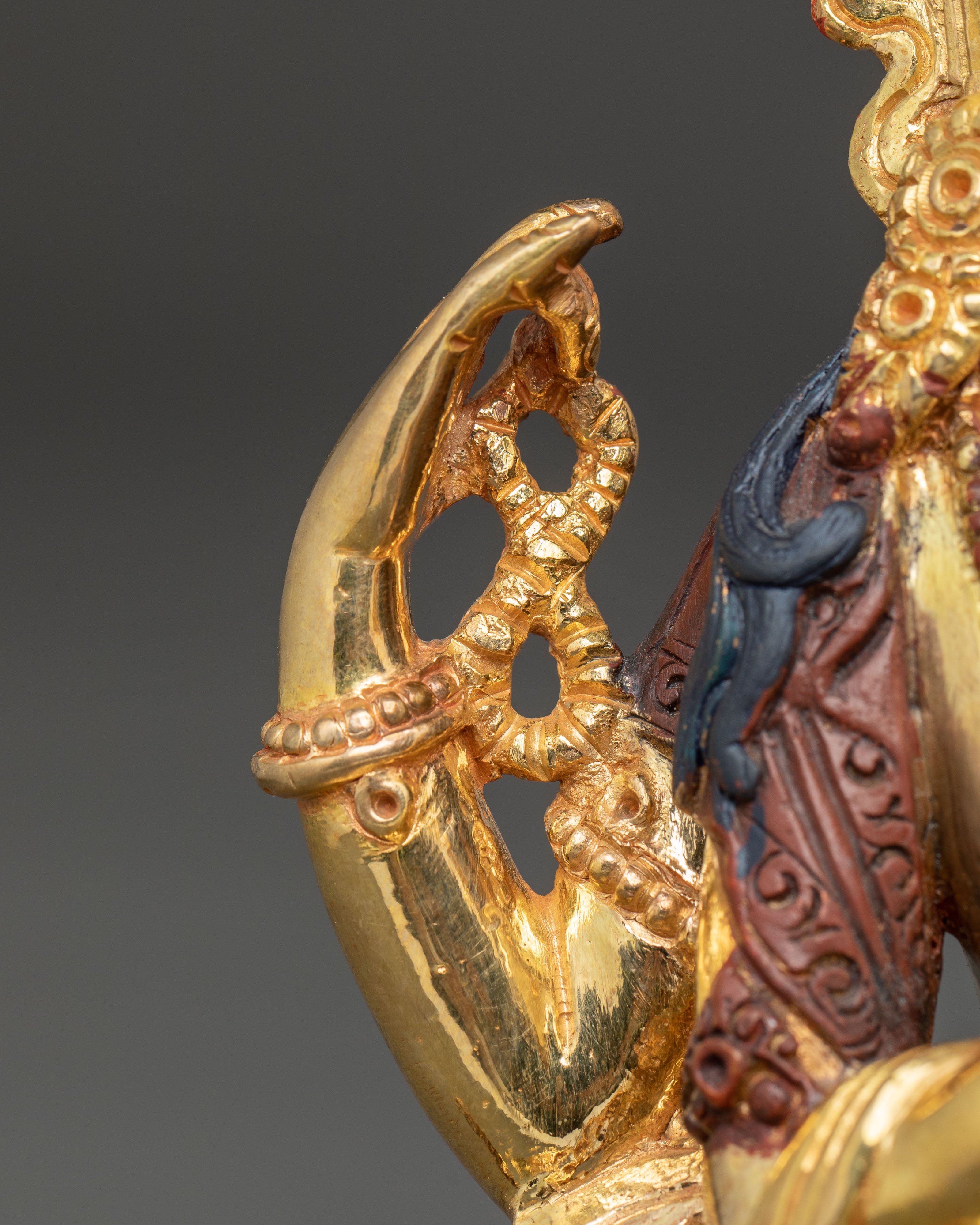 Handcrafted Copper Statue of Chenrezig Bodhisattva | Avalokiteshvara Figurine