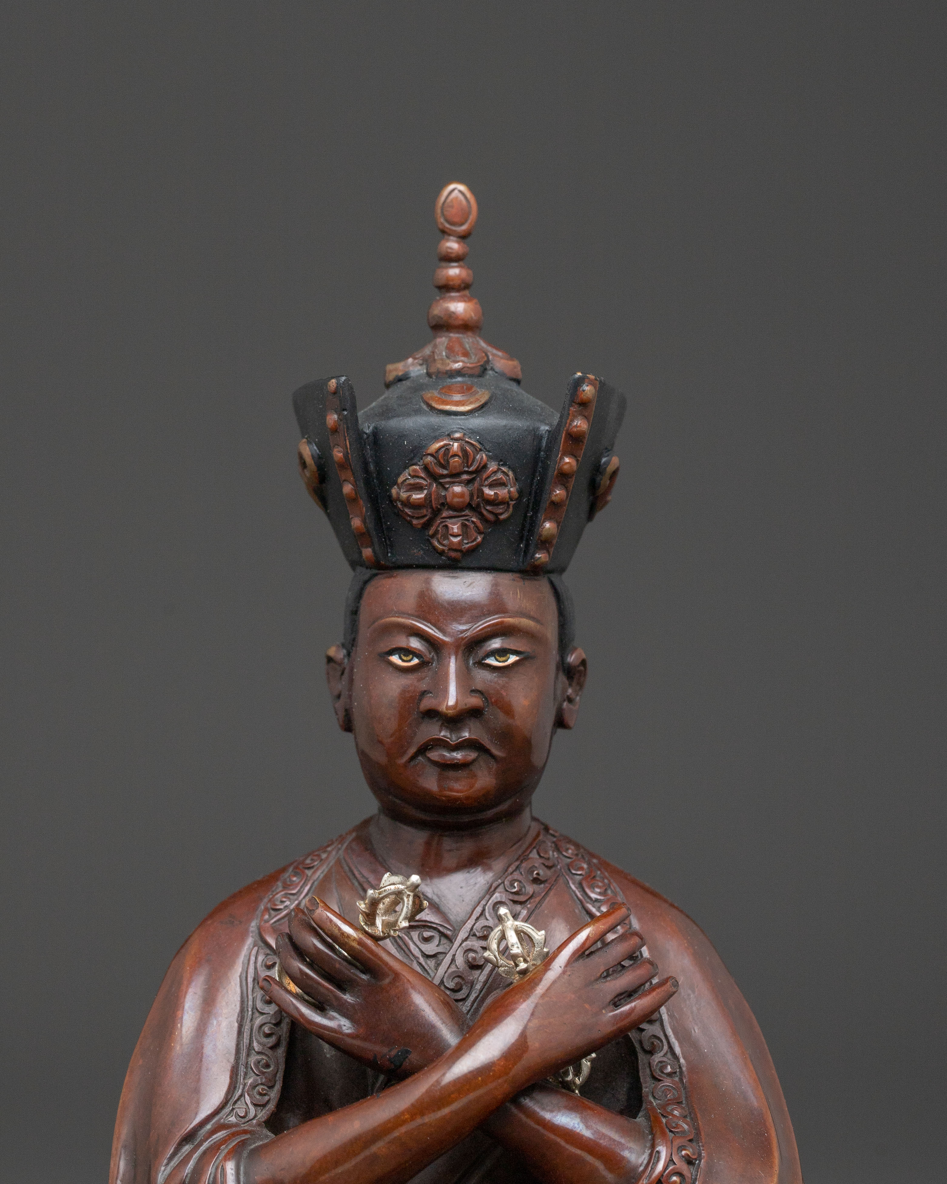 16th Karmapa Rangjung Rigpe Dorje Spiritual Statue