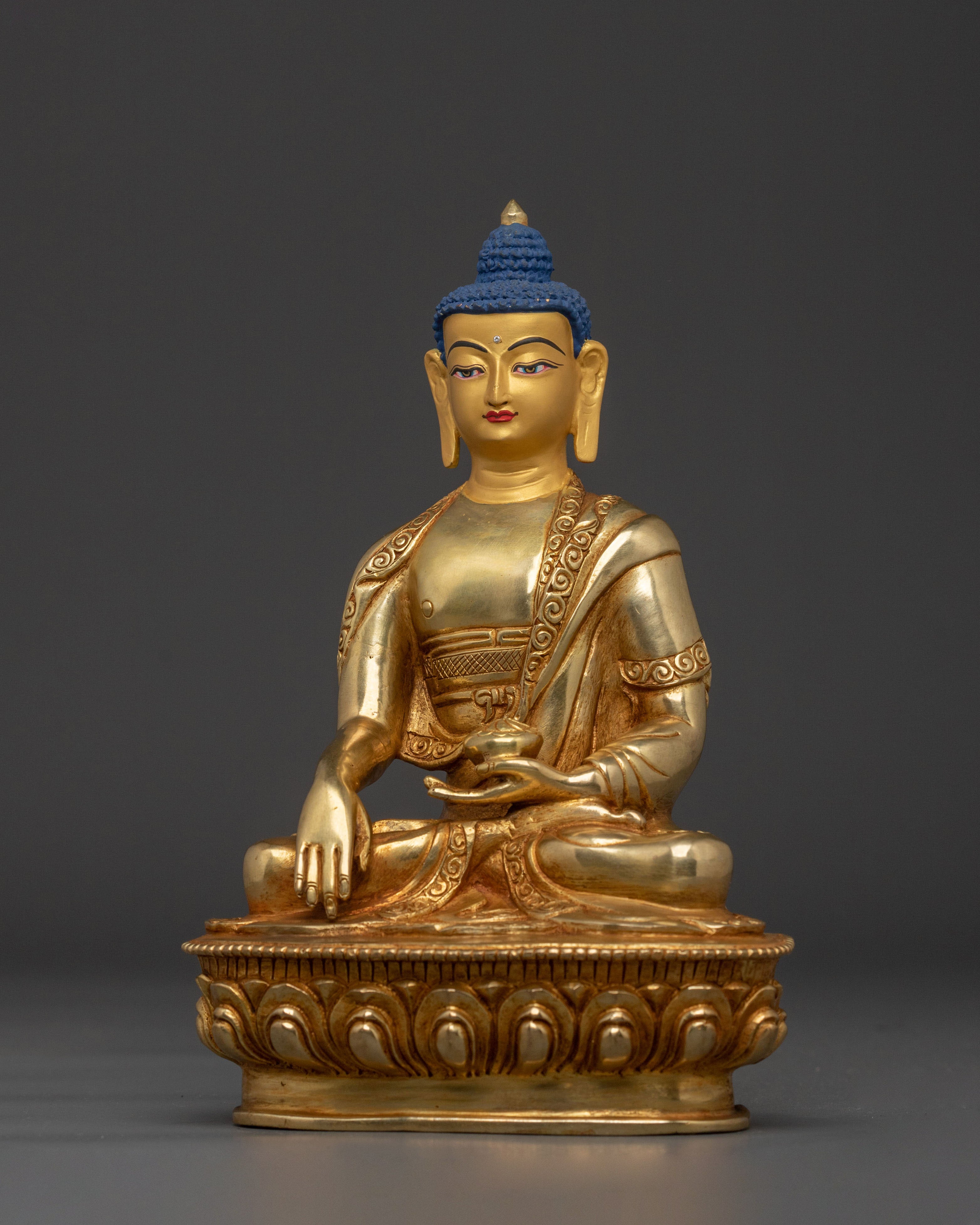 Shakyamuni Buddha Statue on Lotus Base: Enlightened One