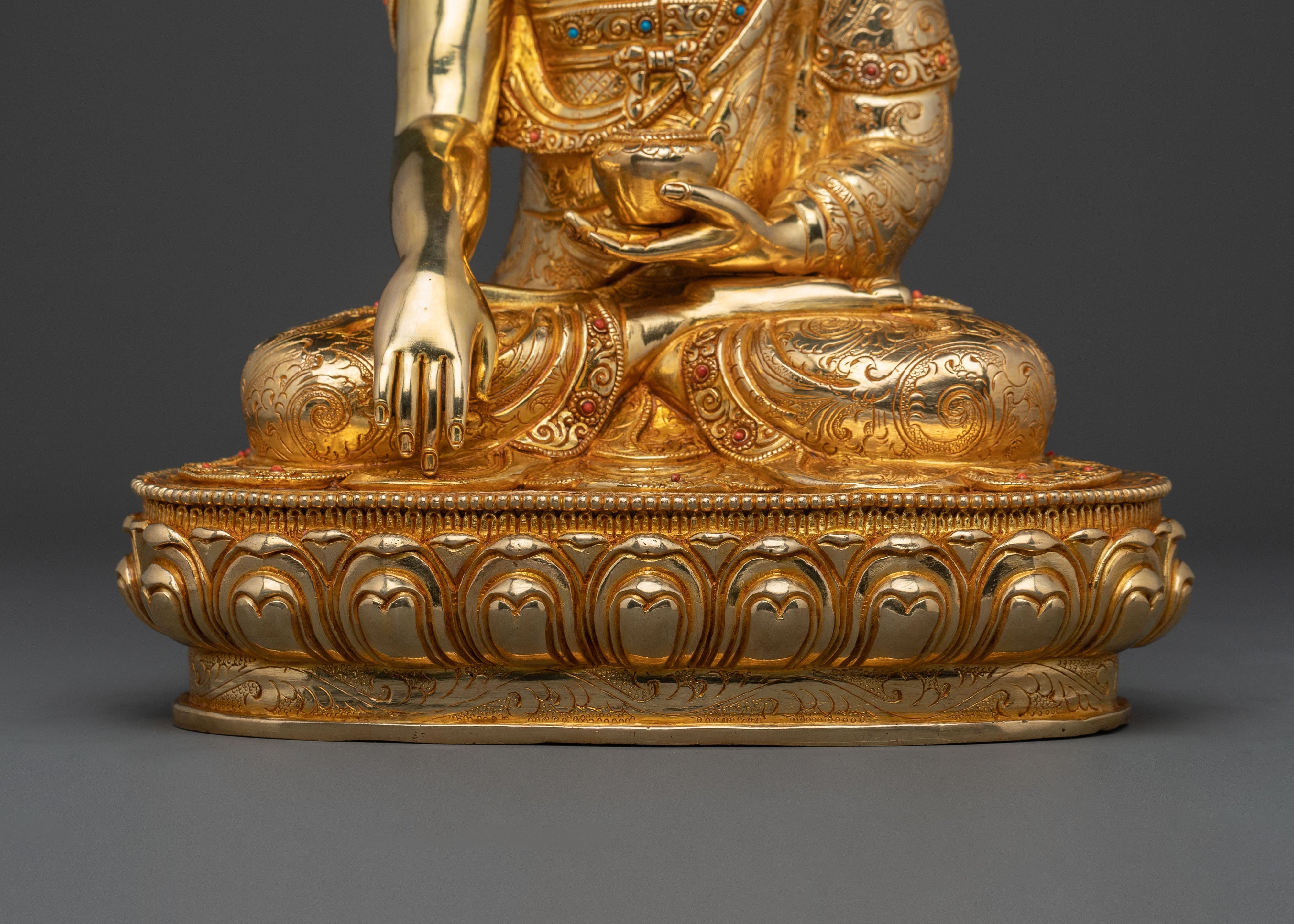 Golden Shakyamuni Buddha Meditation Statue | Home Decor