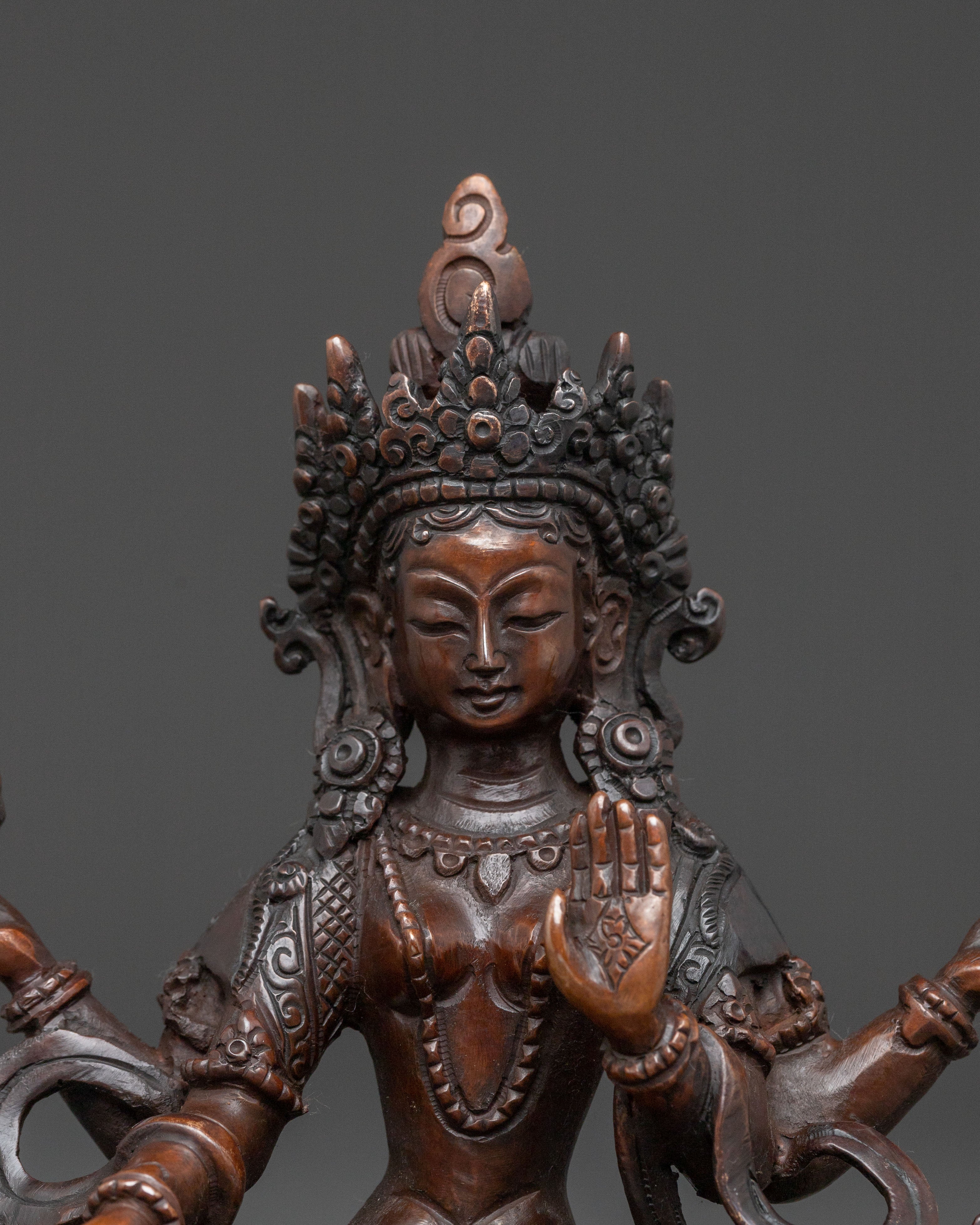 Goddess Laxmi Statue: Embodiment of Fortune