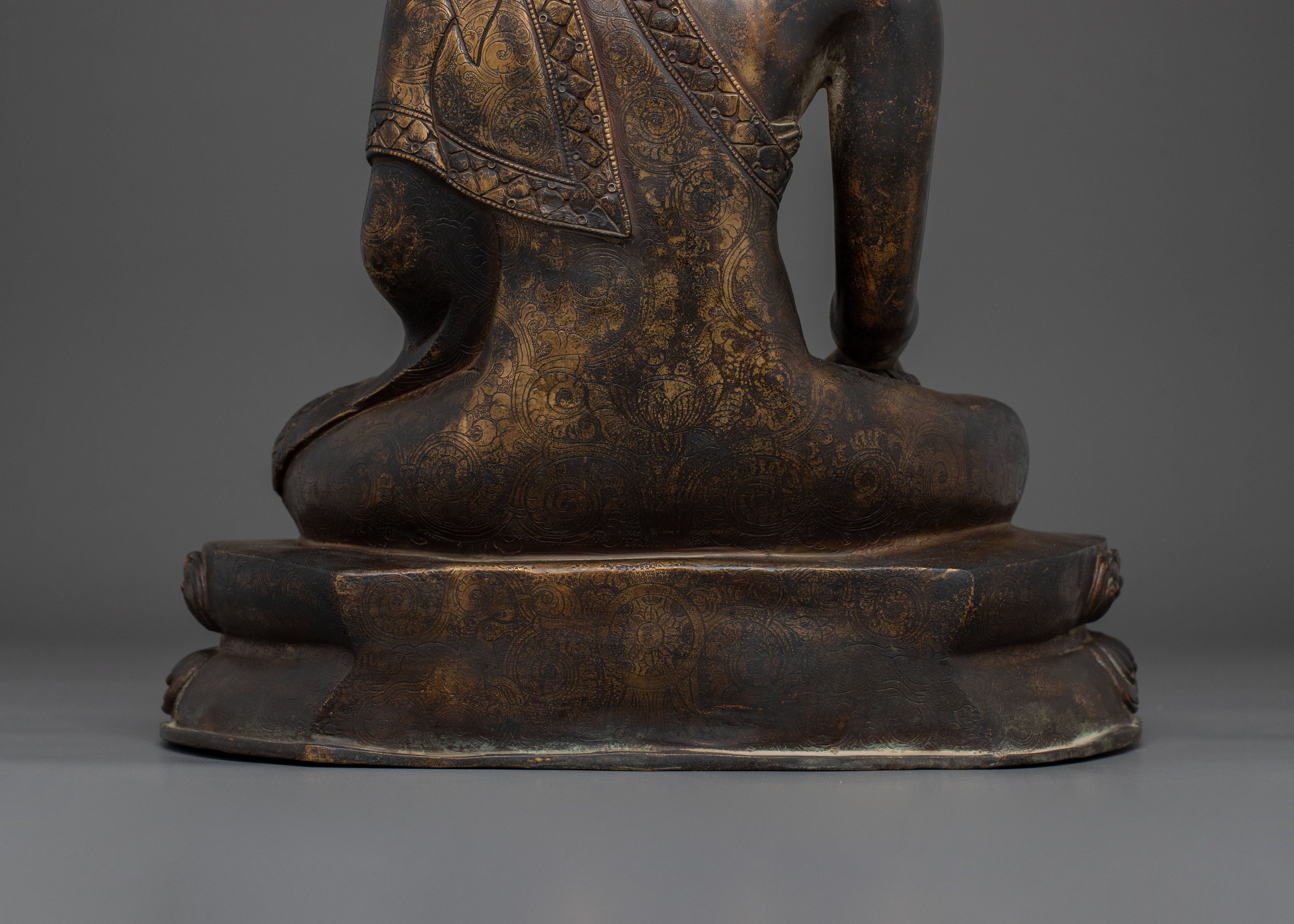 Siddhartha Gautama Spiritual Sculpture | Historical Buddha