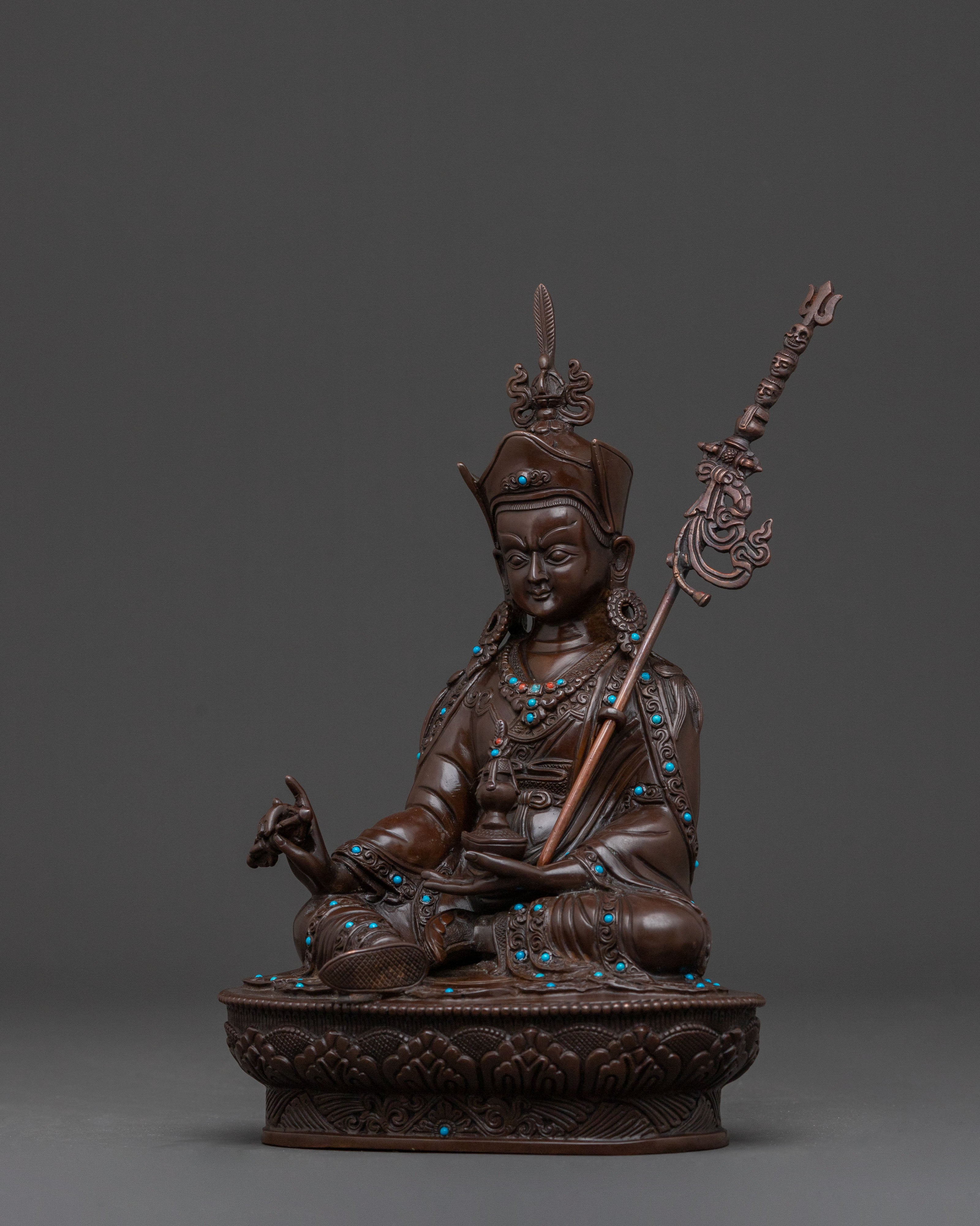 Divine Guru Rinpoche Statue for Enlightenment