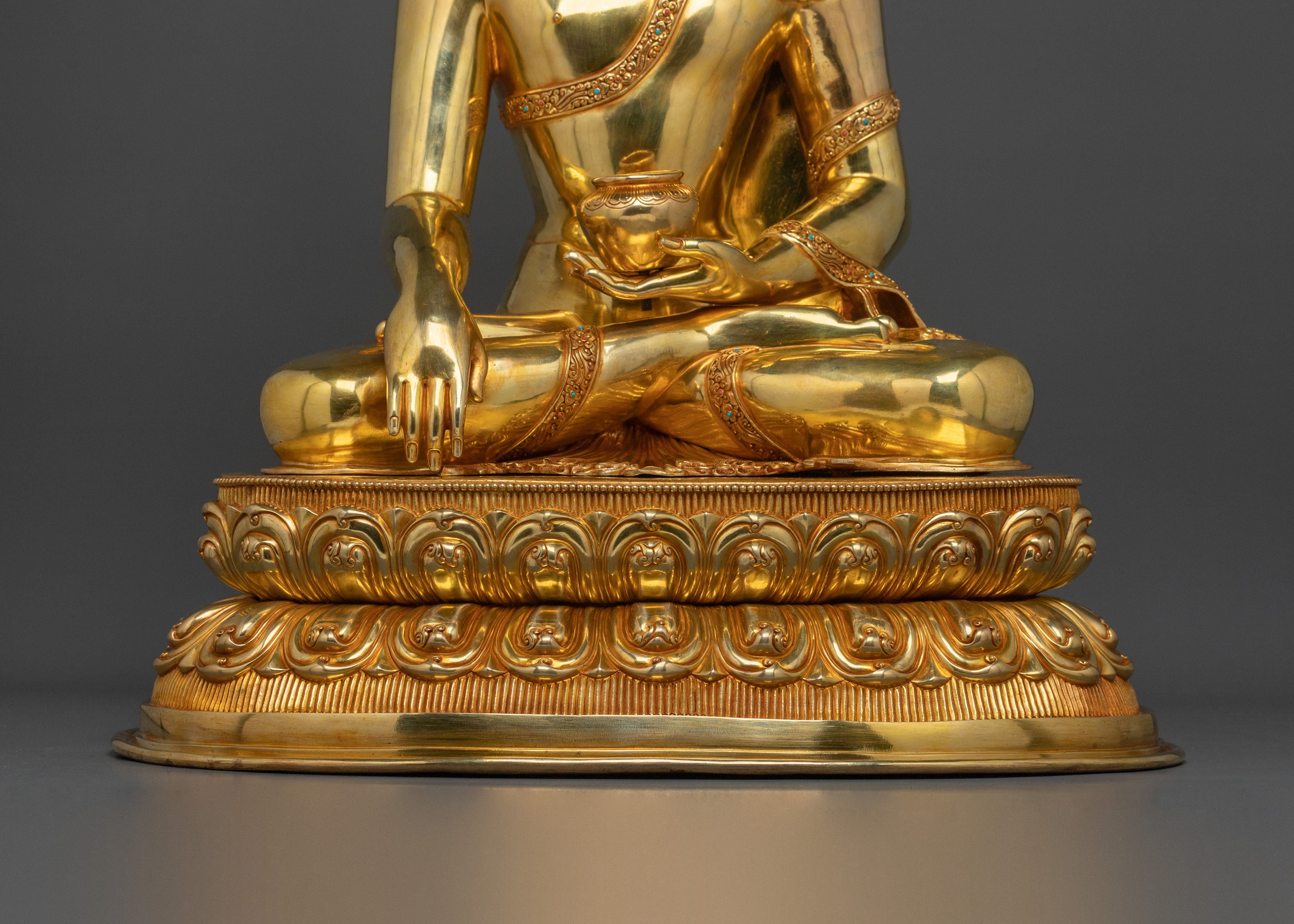 Shakyamuni Buddha Statue of Divine Knowledge