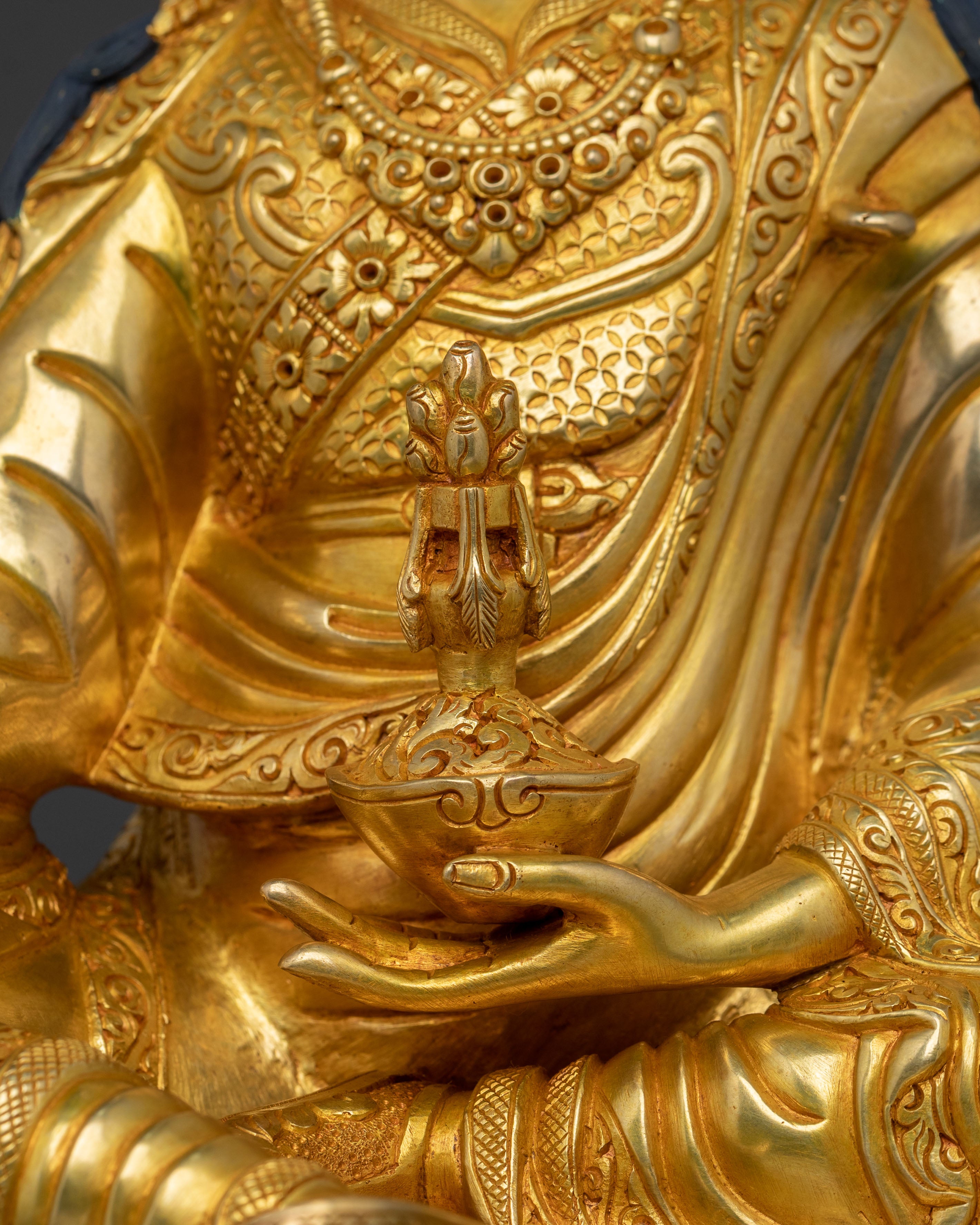 Guru Rinpoche Figurine | Precious Master