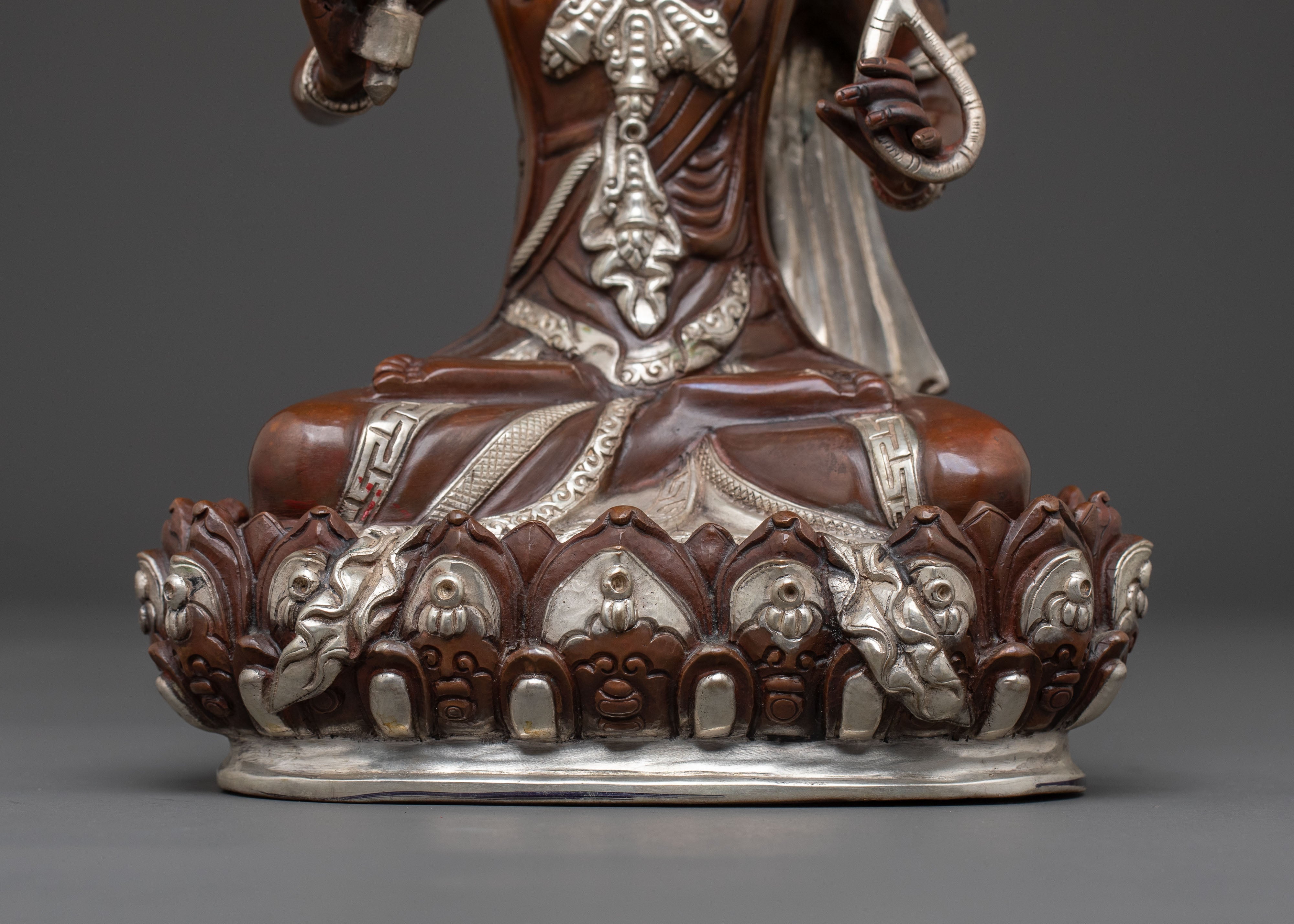 Akashagarbha Guardian Statue | Infinite Wisdom