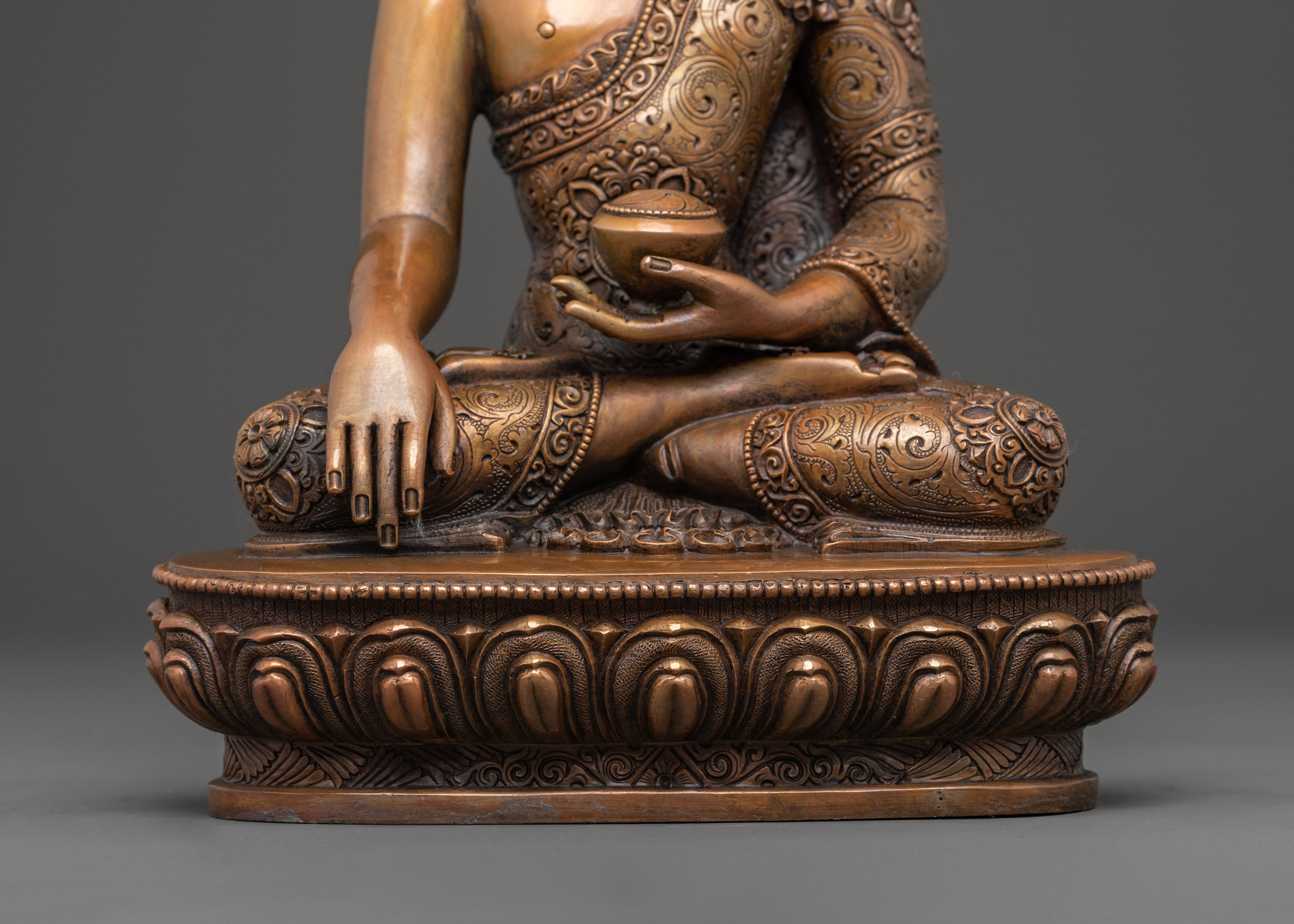 Handcrafted Copper Shakyamuni Buddha Statue - Artisanal Patina