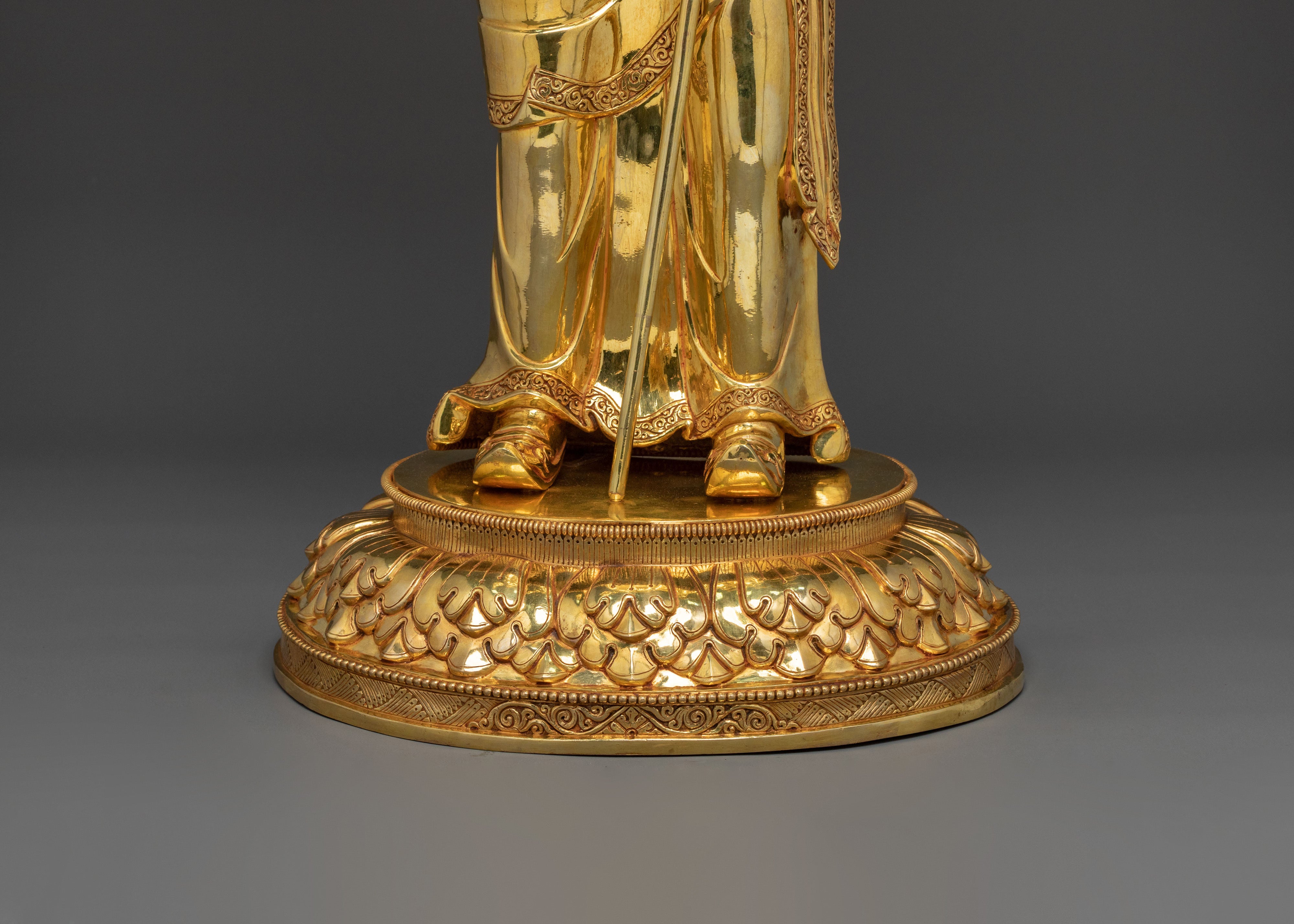Standing Guru Rinpoche Statue | Buddhist Master