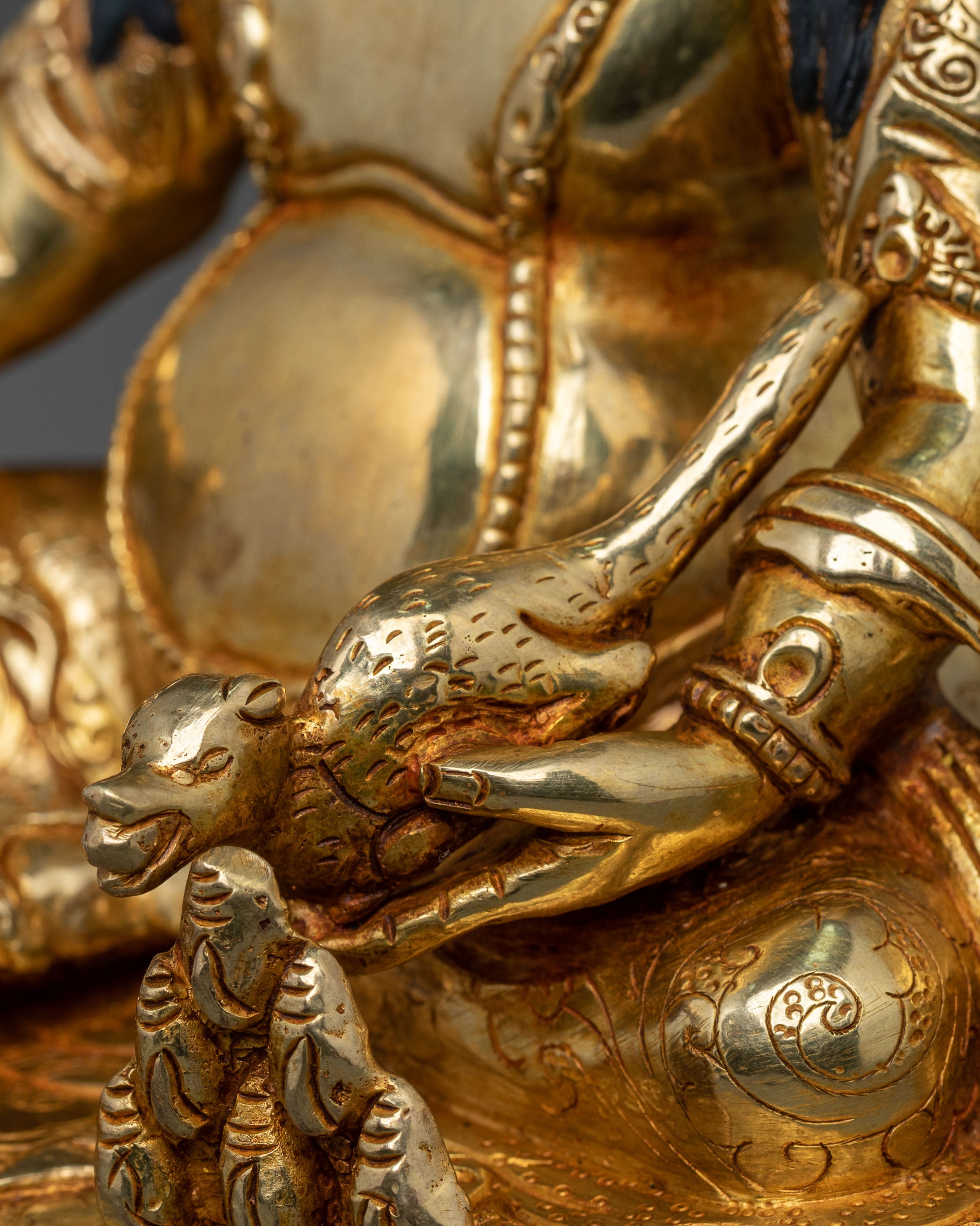 Dzambhala the God of Wealth | 24K Gold Gilded Statue