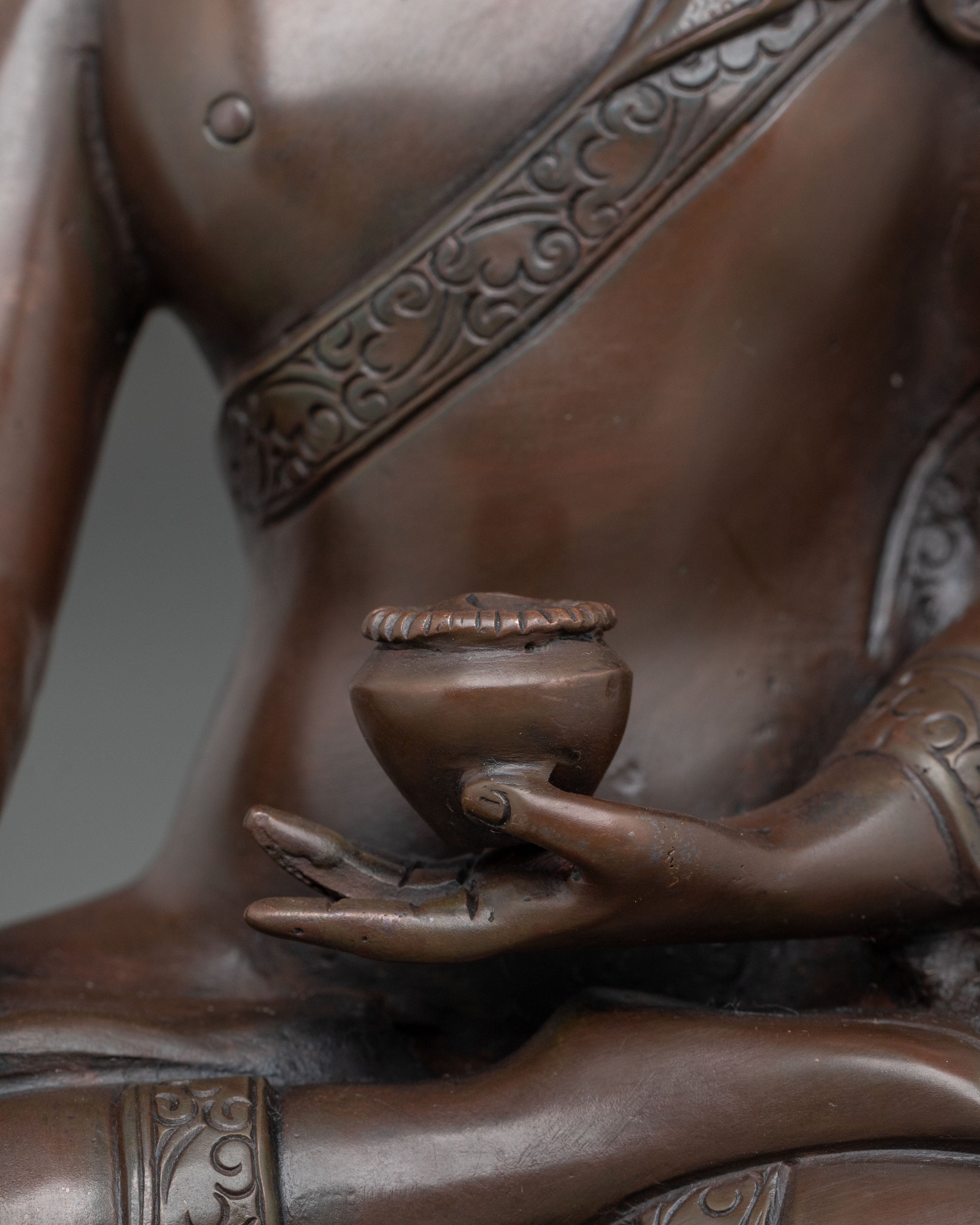 Handcrafted Historical Buddha Shakyamuni Statue