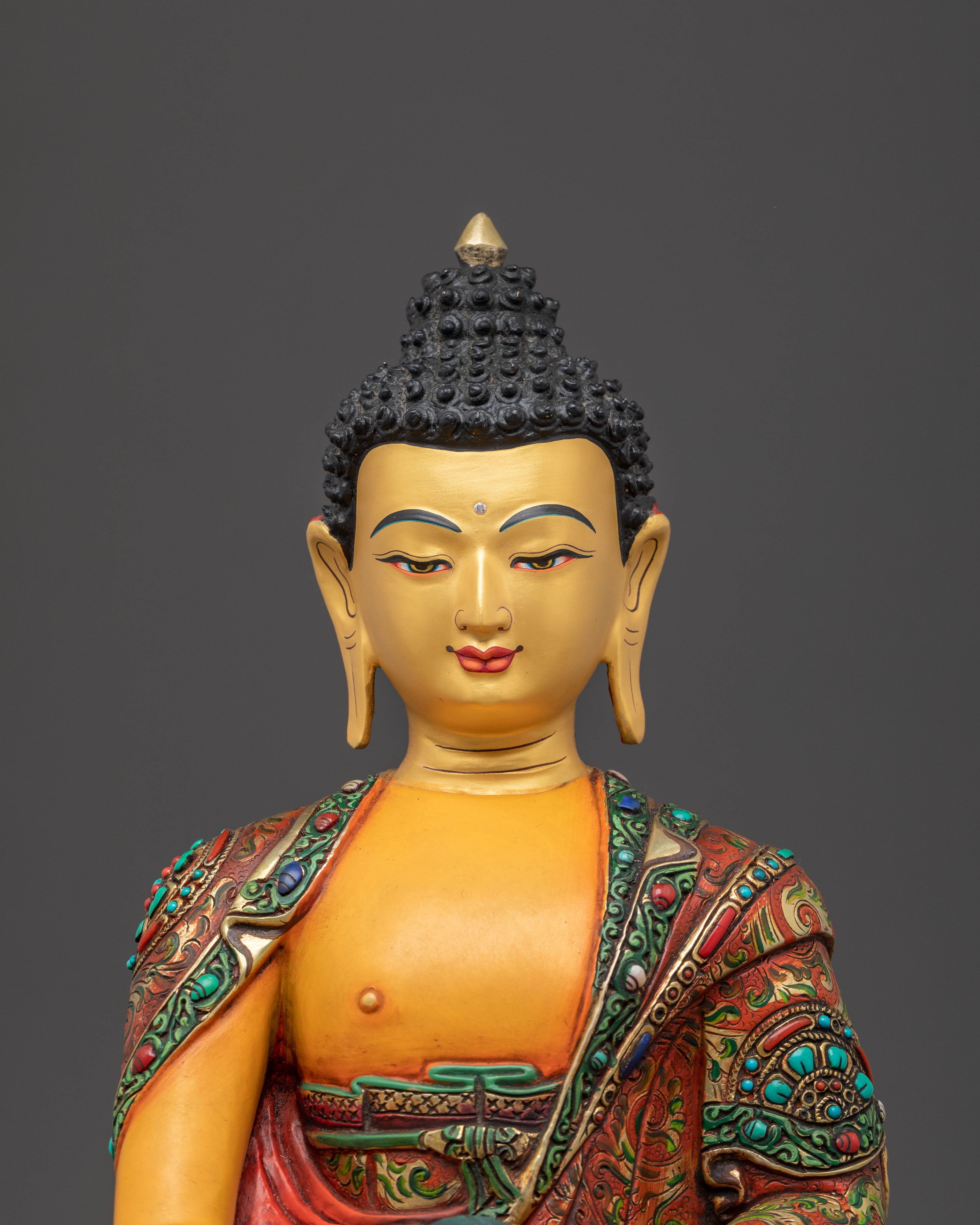 Shakyamuni Buddha Statue – Serene Nepali Artistry
