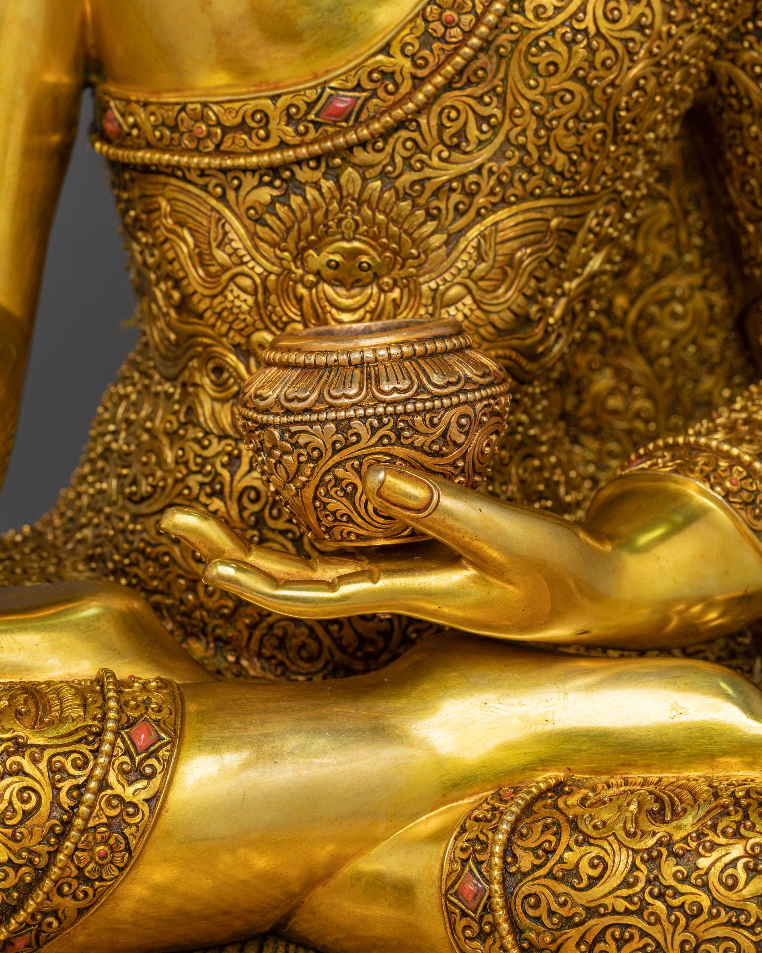 Shakyamuni Buddha Golden Statue for Buddhist Shrine