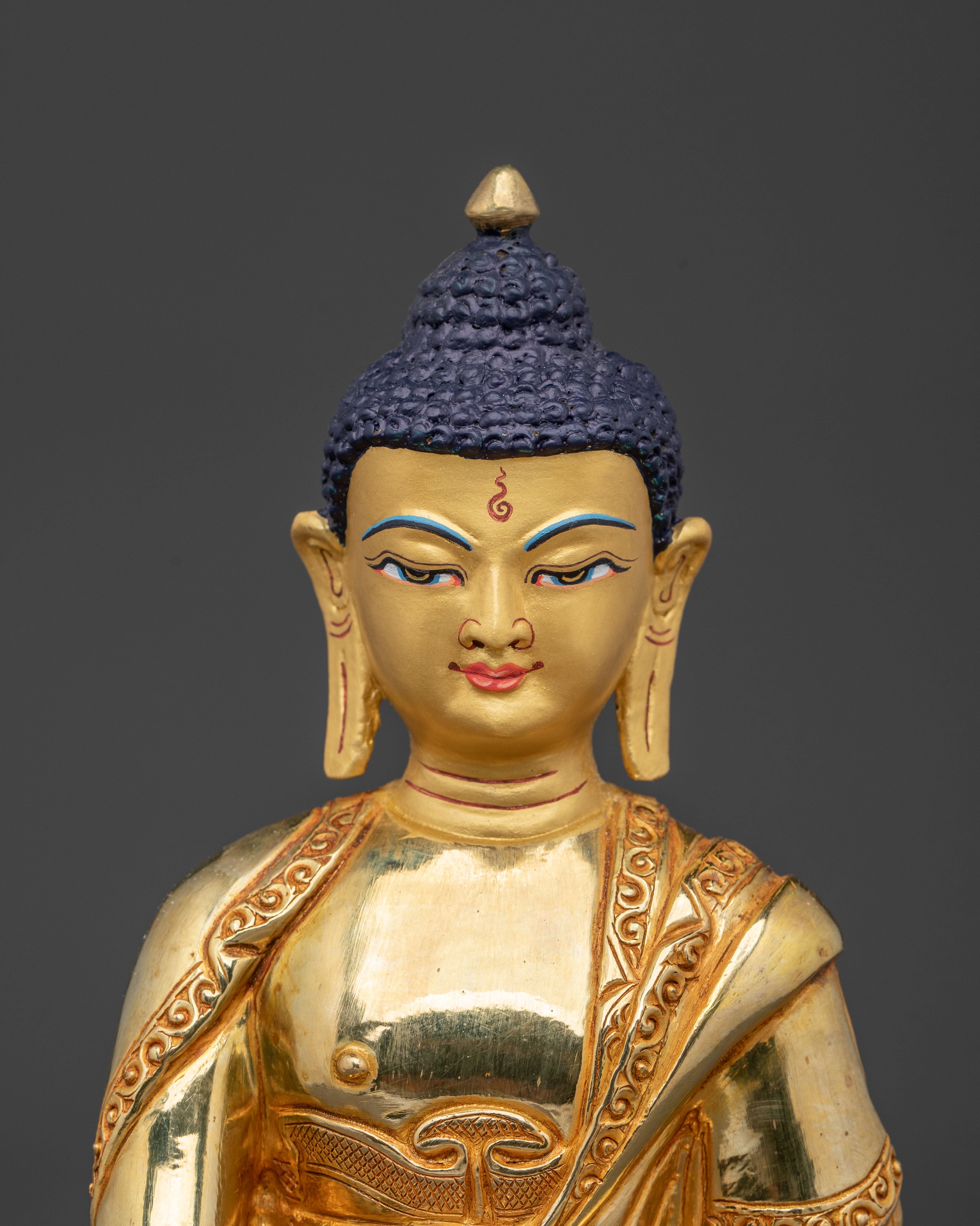 Traditional Shakyamuni Buddha Golden Statue – Handcrafted Serenity
