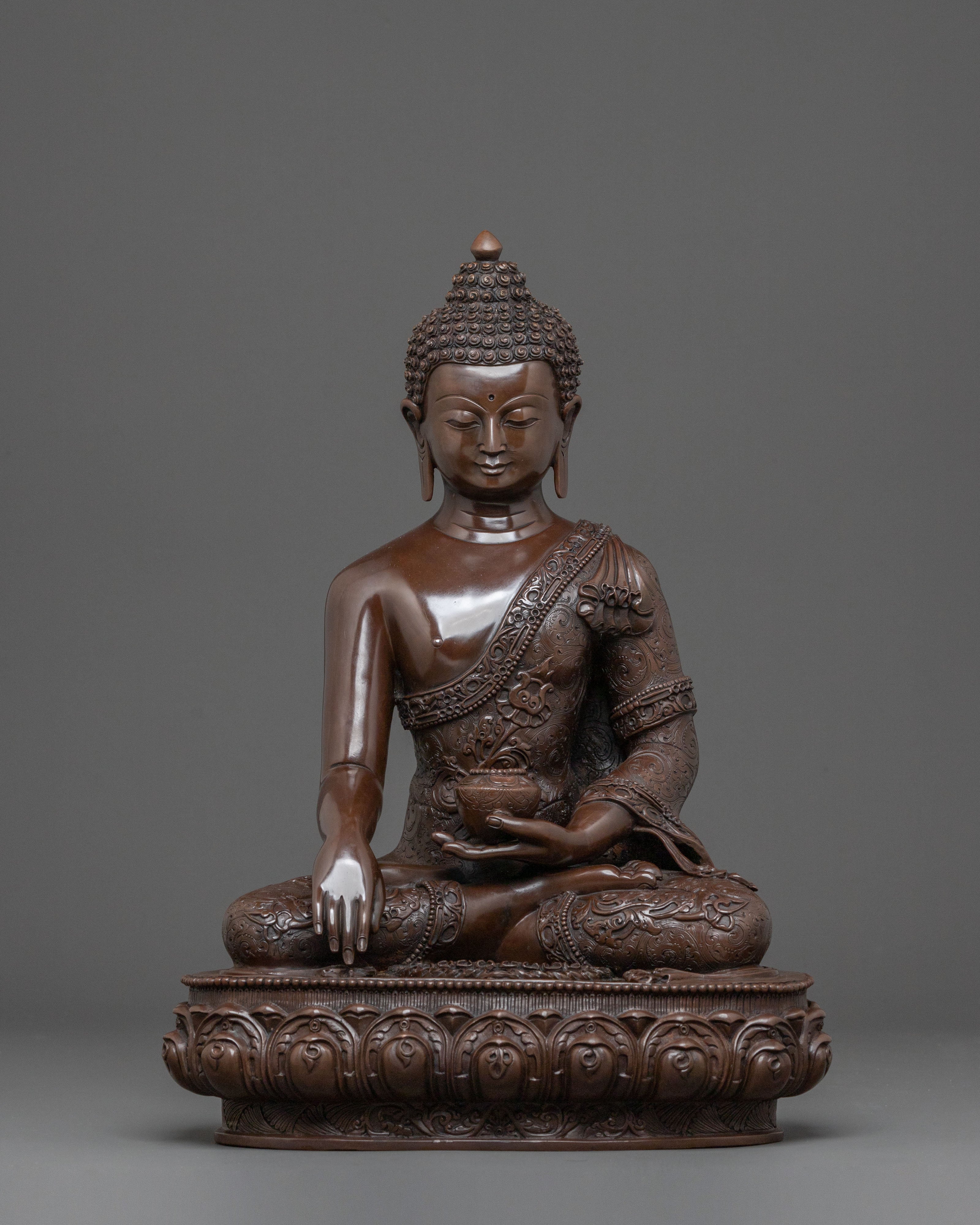 Shakyamuni Buddha Statue