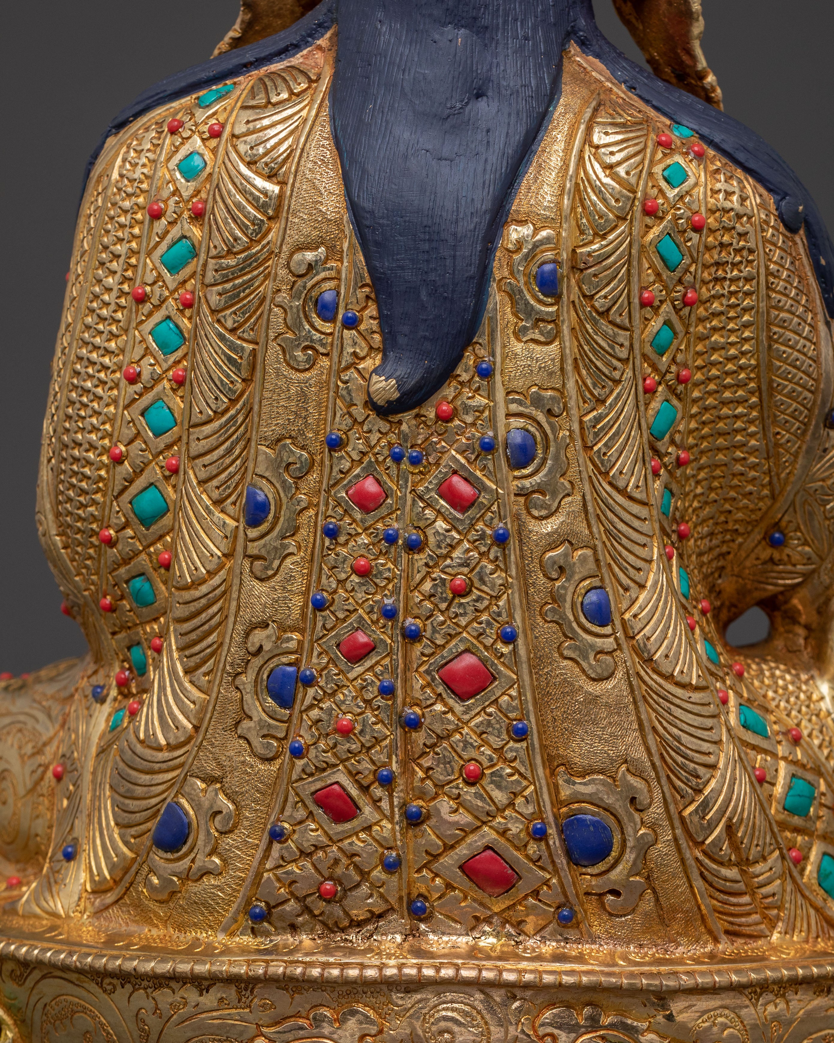 Sacred Guru Rinpoche Statue for Meditation