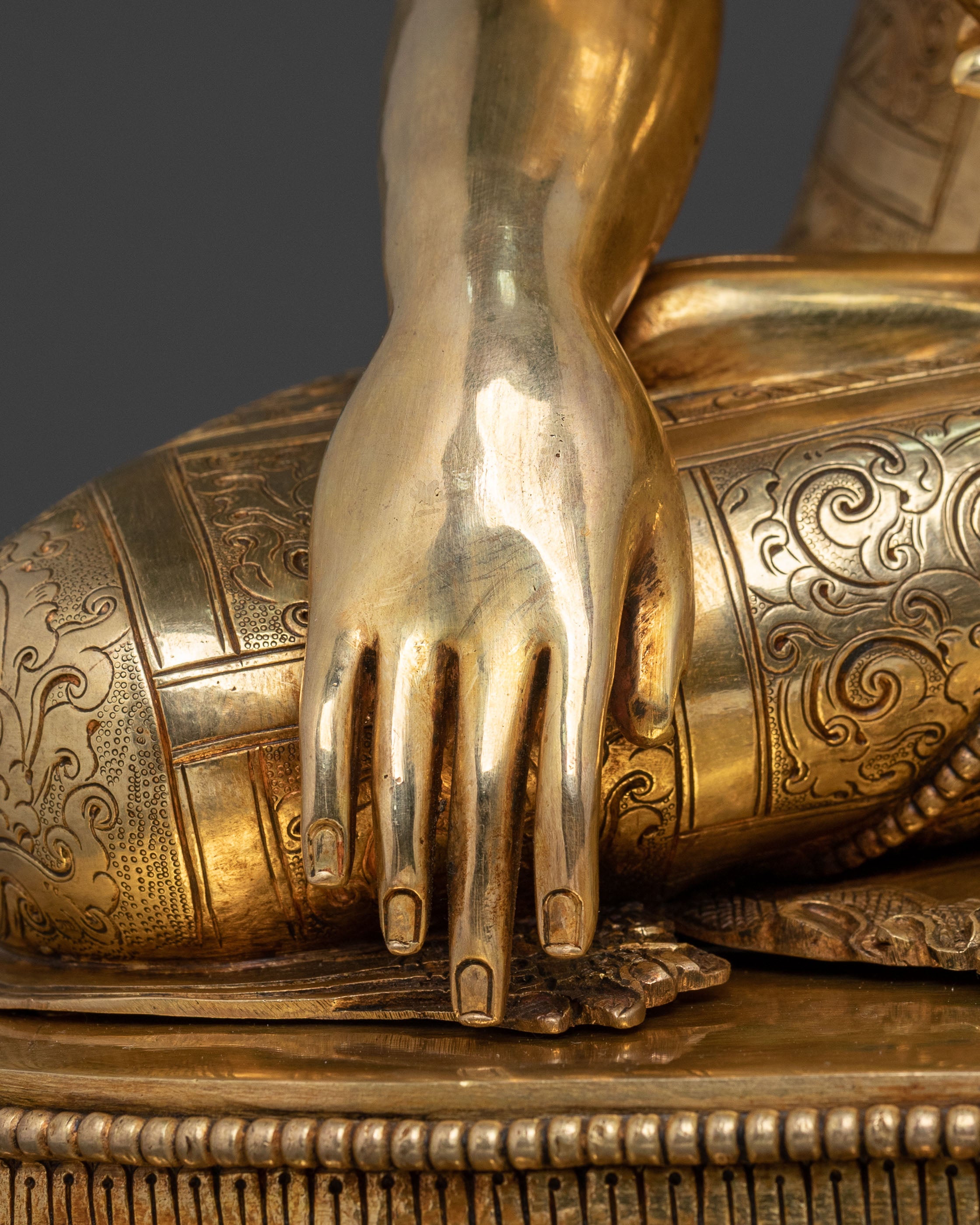 Shakyamuni Buddha with Disciples Handcrafted Statue Set