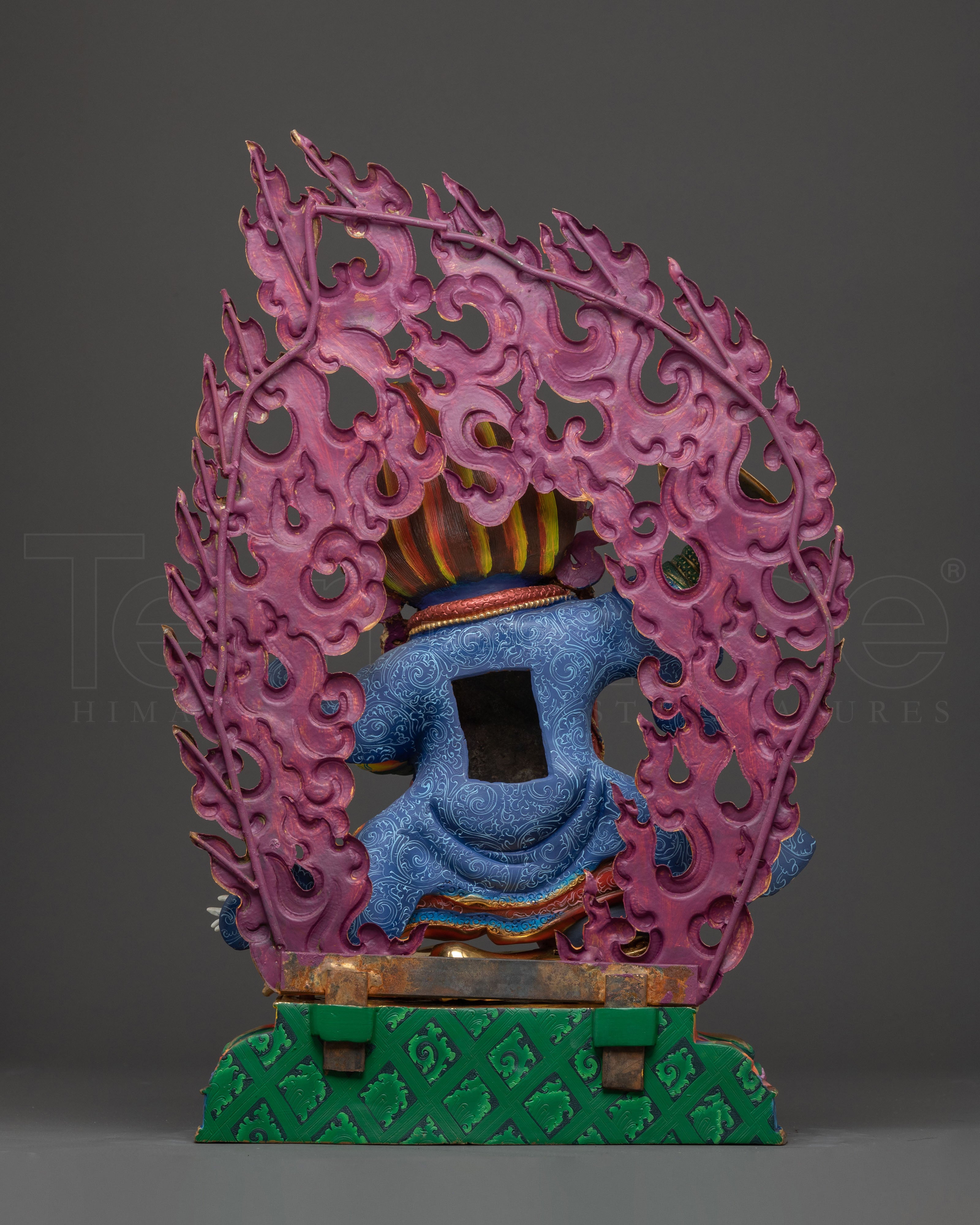 Divine Mahakala Bernakchen Statue – Exquisite Handcrafted Protector