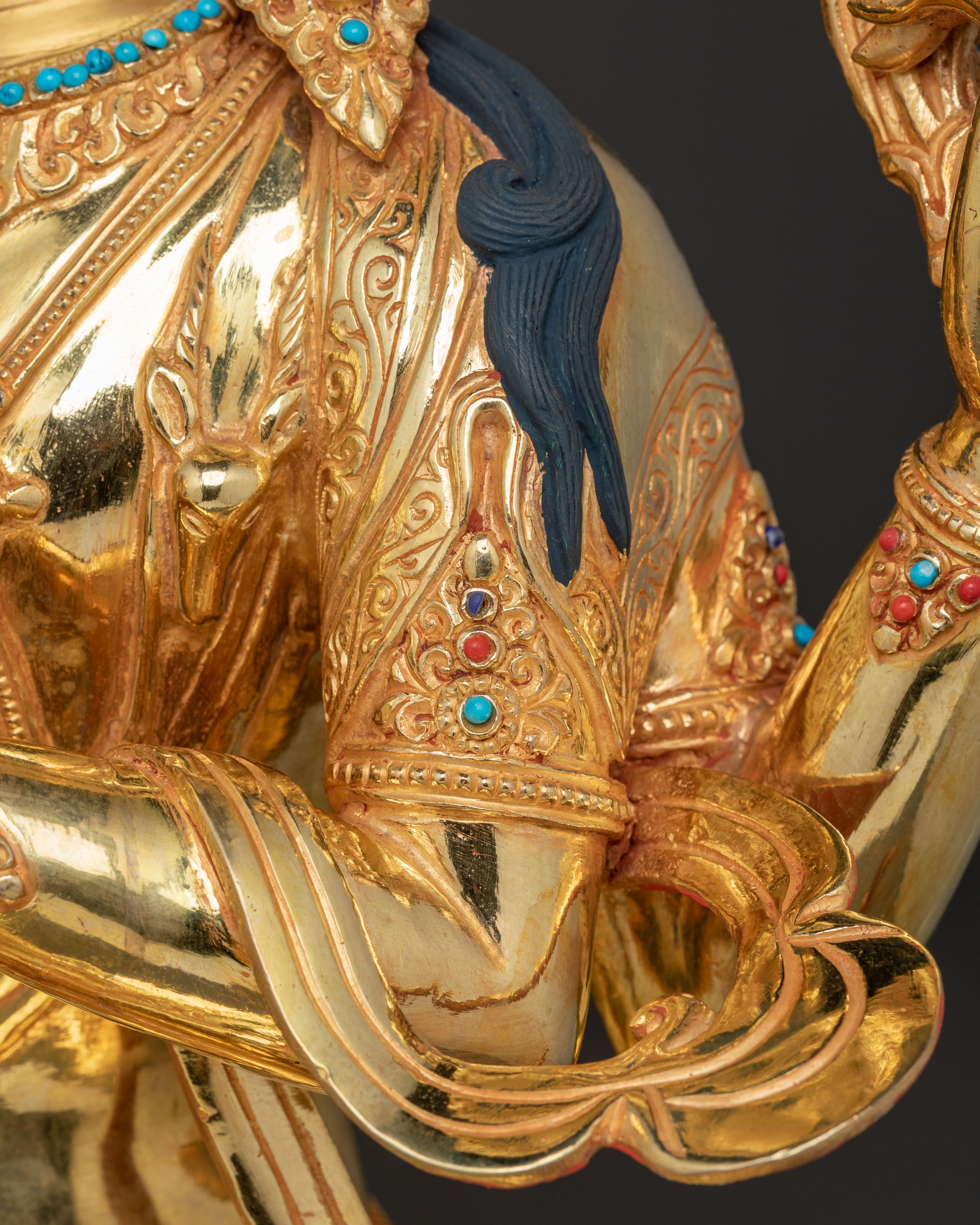 Golden Avalokiteshvara Statue: Bodhisattva of Compassion