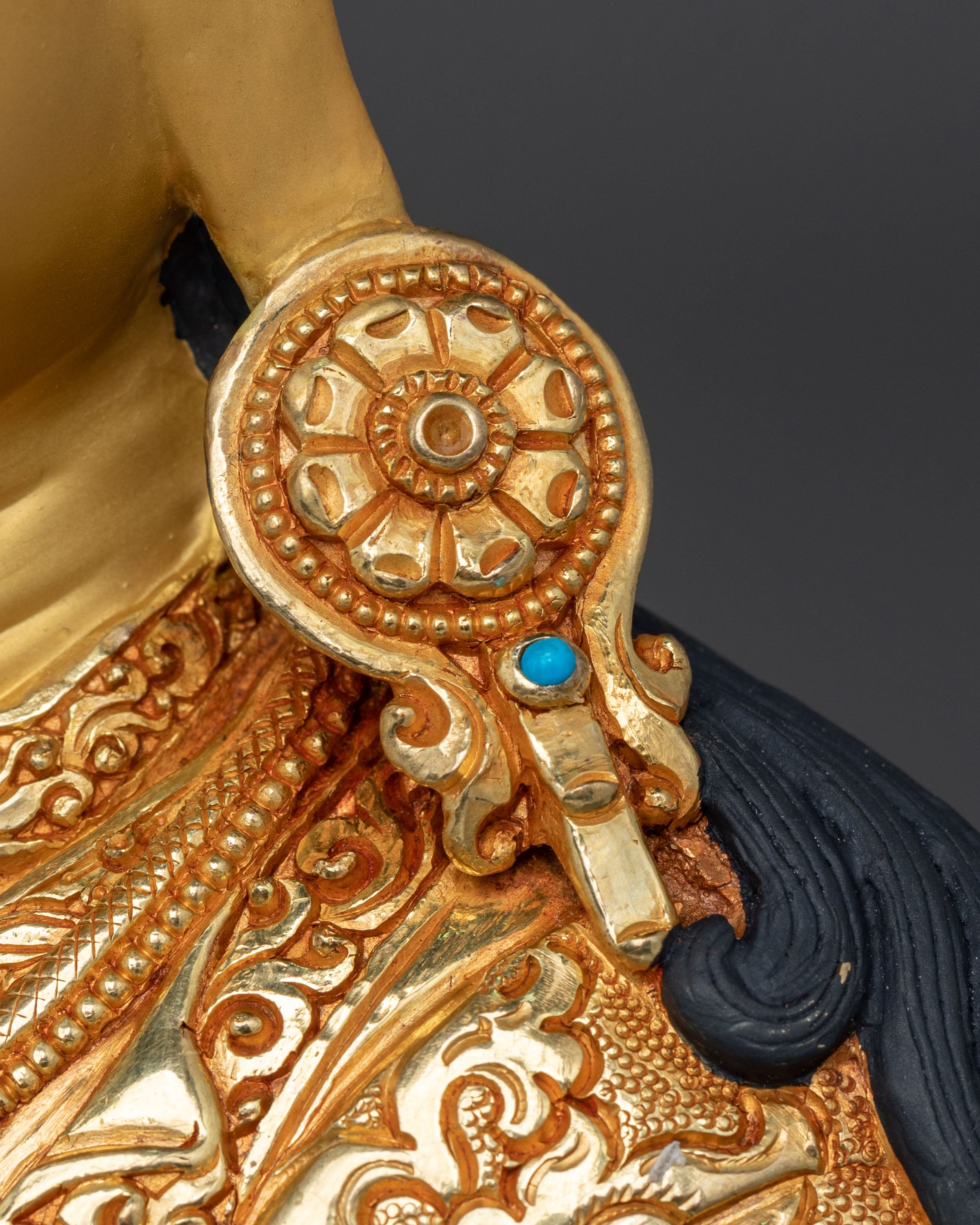 Tibetan Wisdom Guru Rinpoche Figurine | Home Decor