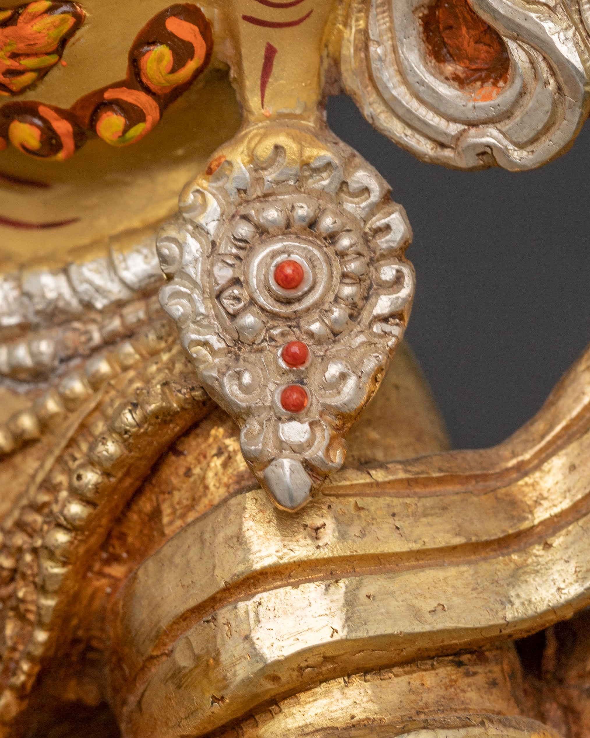 Vajrasattva Buddhist Blessing Statue – Radiant 24K Gold Masterpiece