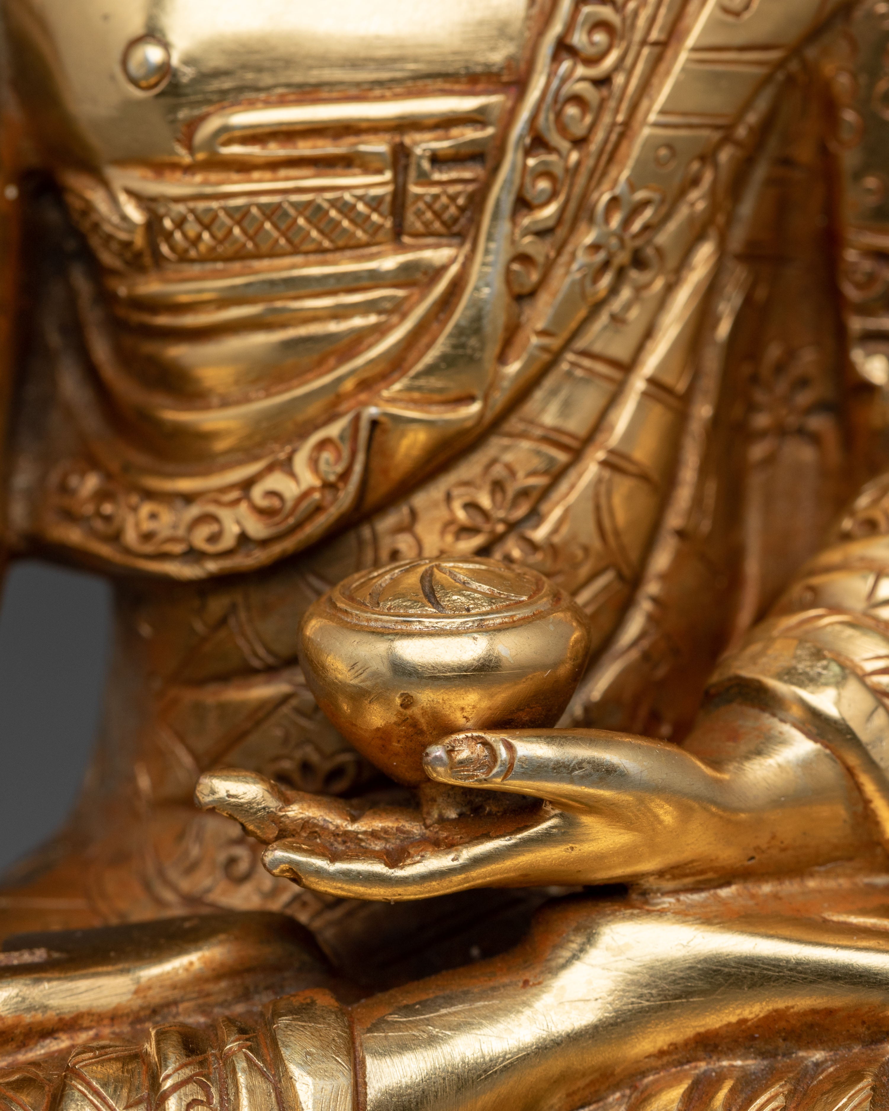 Shakyamuni Buddha Sacred Statue for Buddhist Shrine