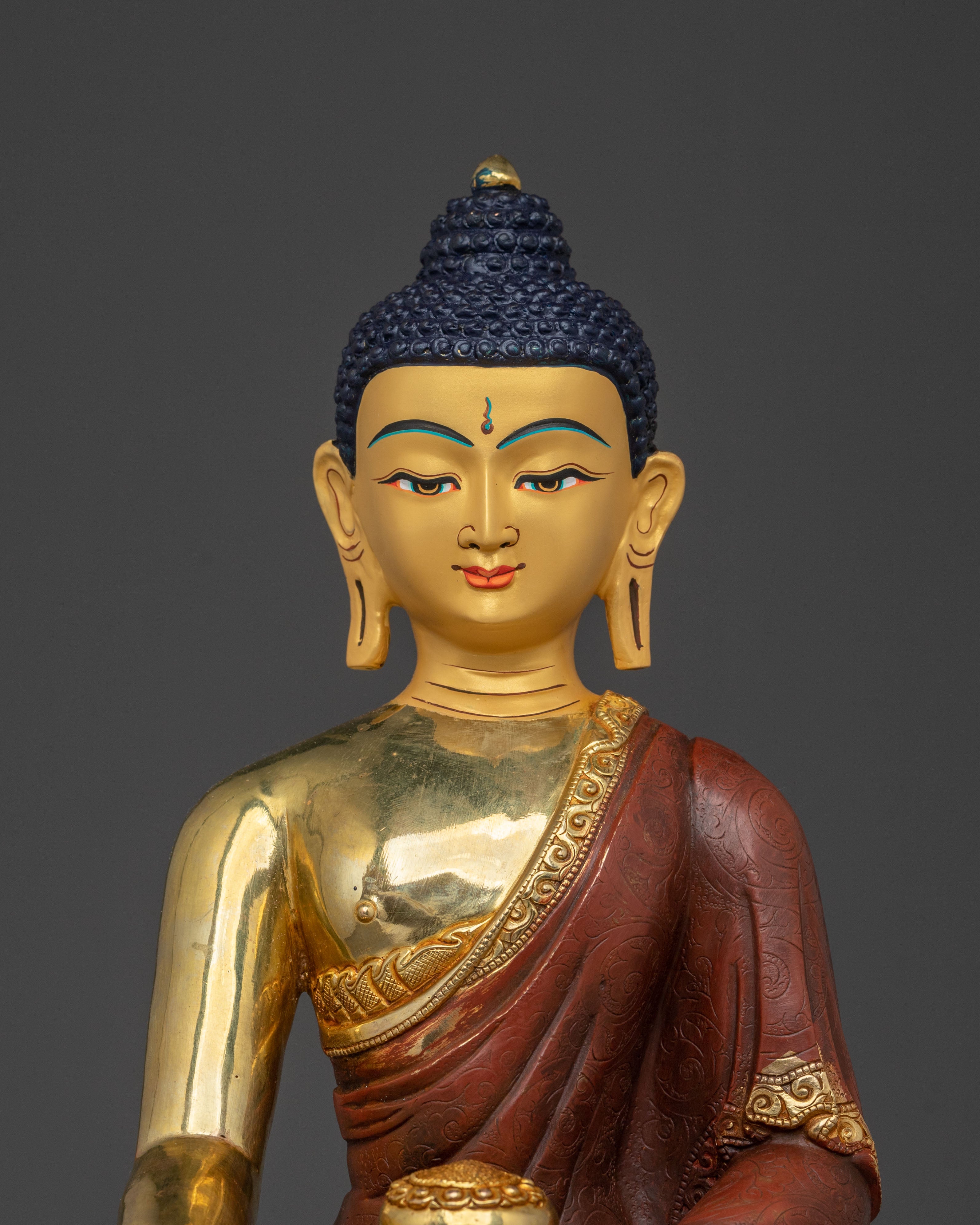 buddha of enlightenment shakyamuni sculpture