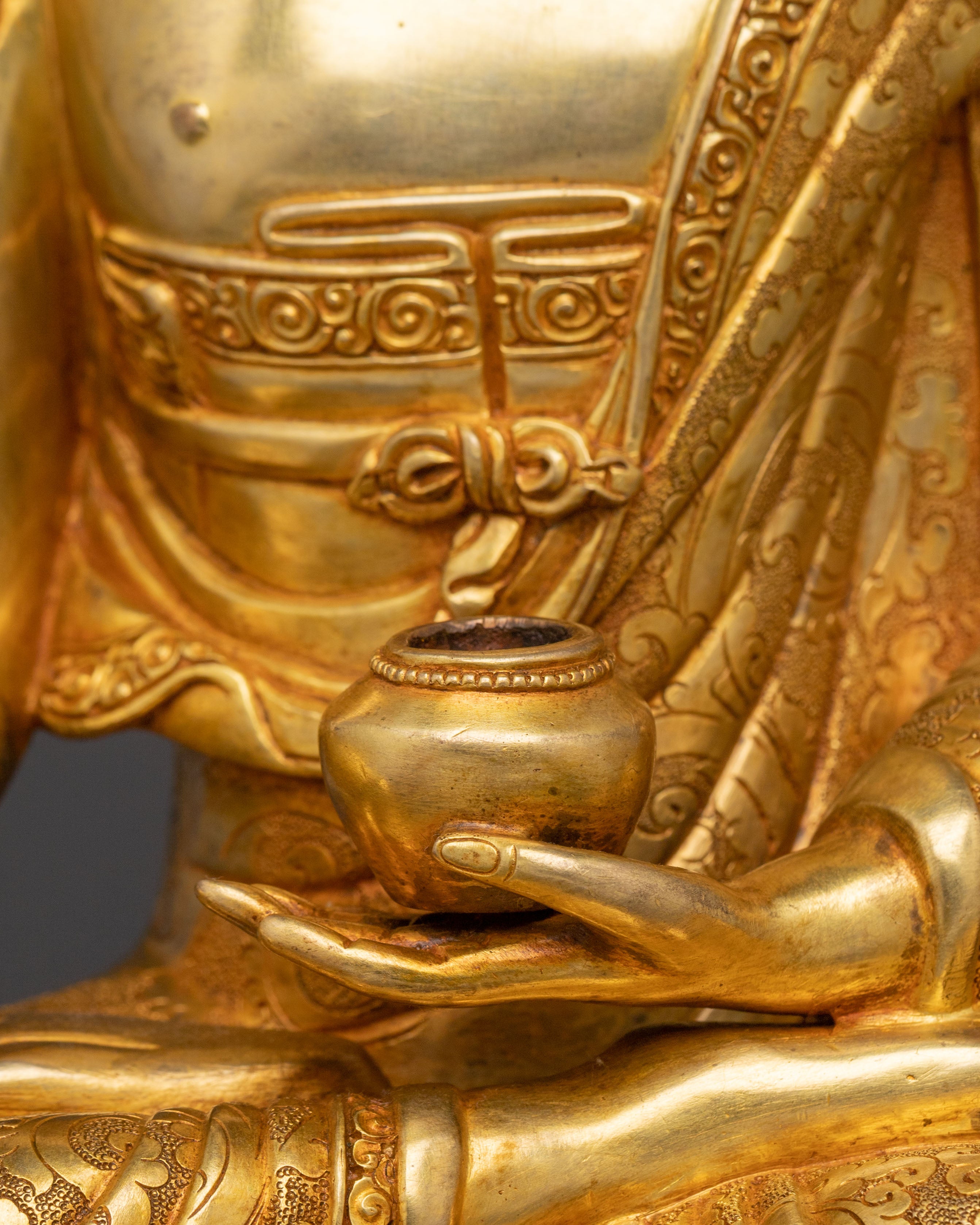 Shakyamuni Buddha Golden Statue | Peaceful Presence