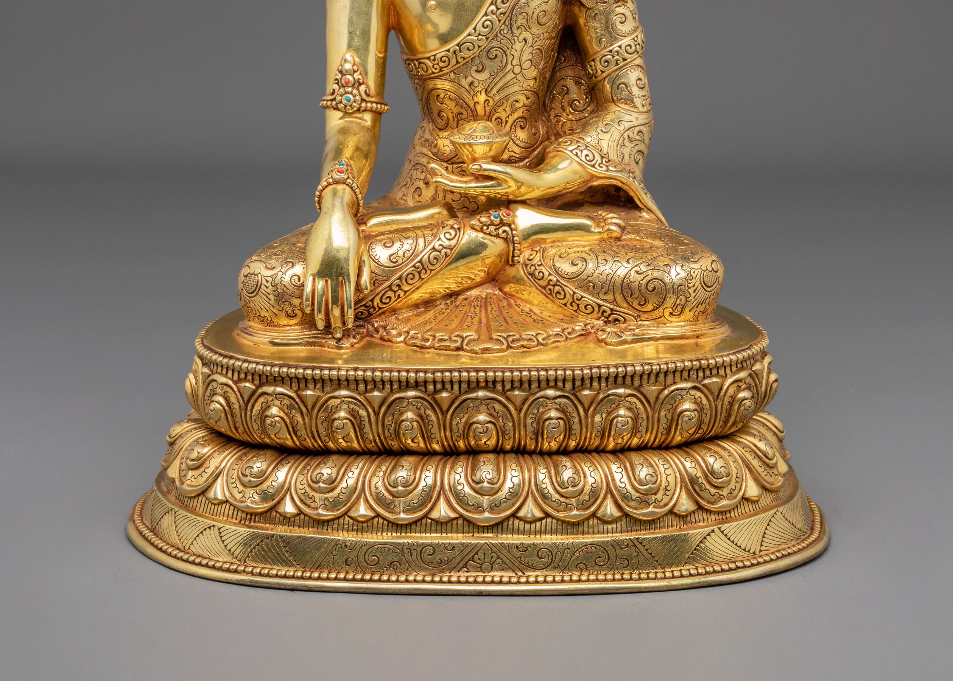 Crown Shakyamuni Buddha Statue | Founder of Buddhism