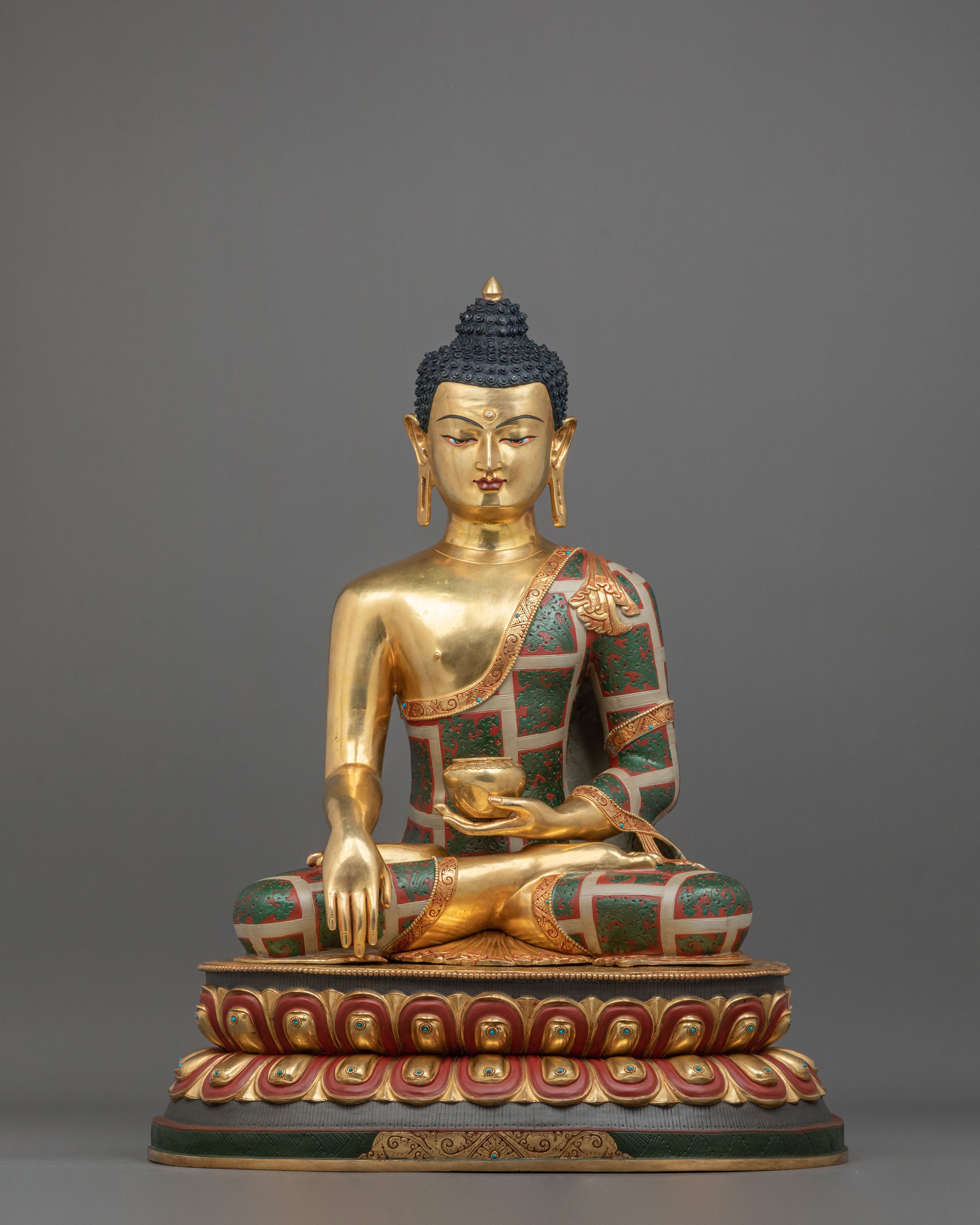 Shakyamuni Buddha Statue | 24K Gold Gilded Artistry