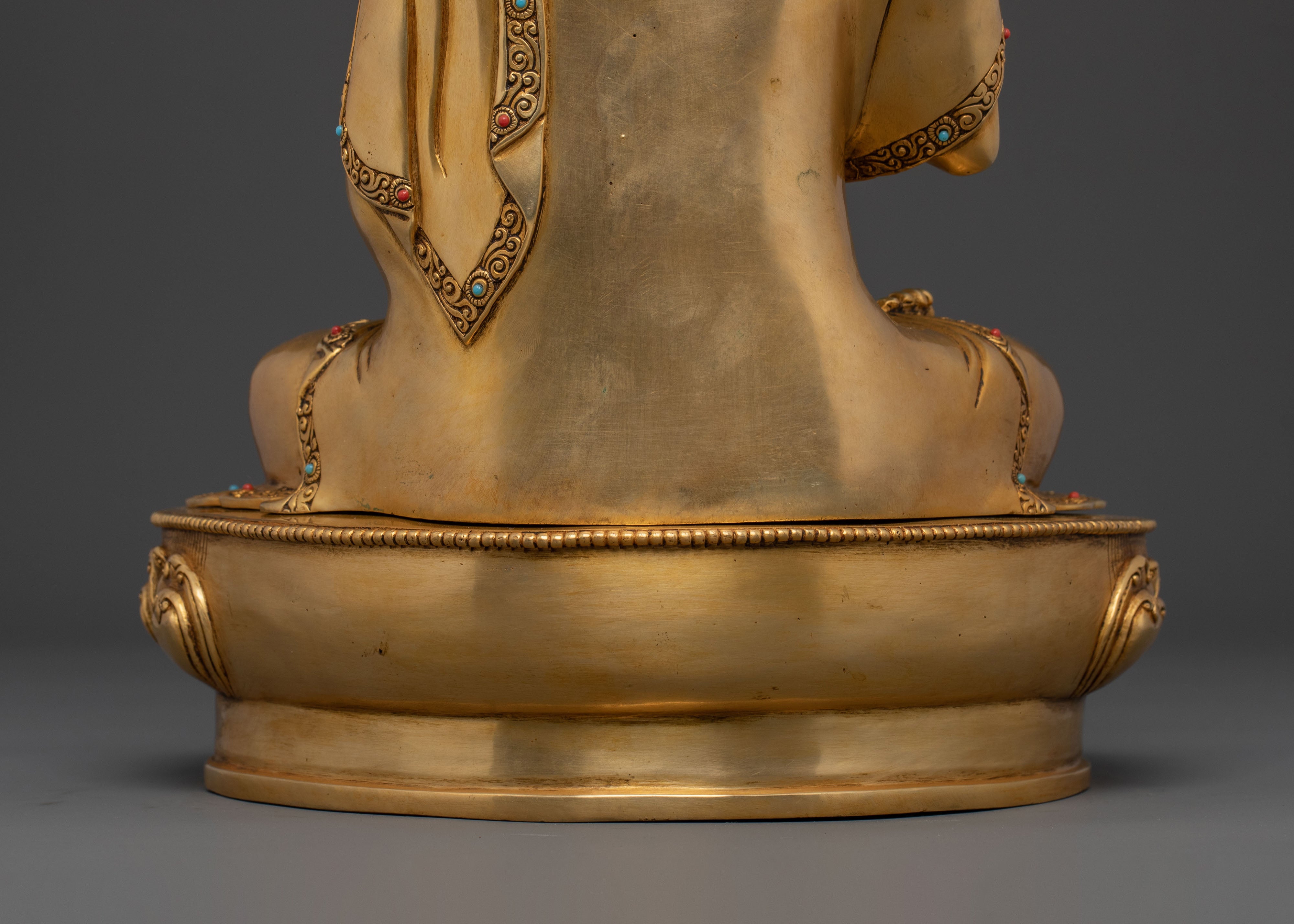 Tsongkhapa Statue with Disciples: Symbol of Wisdom
