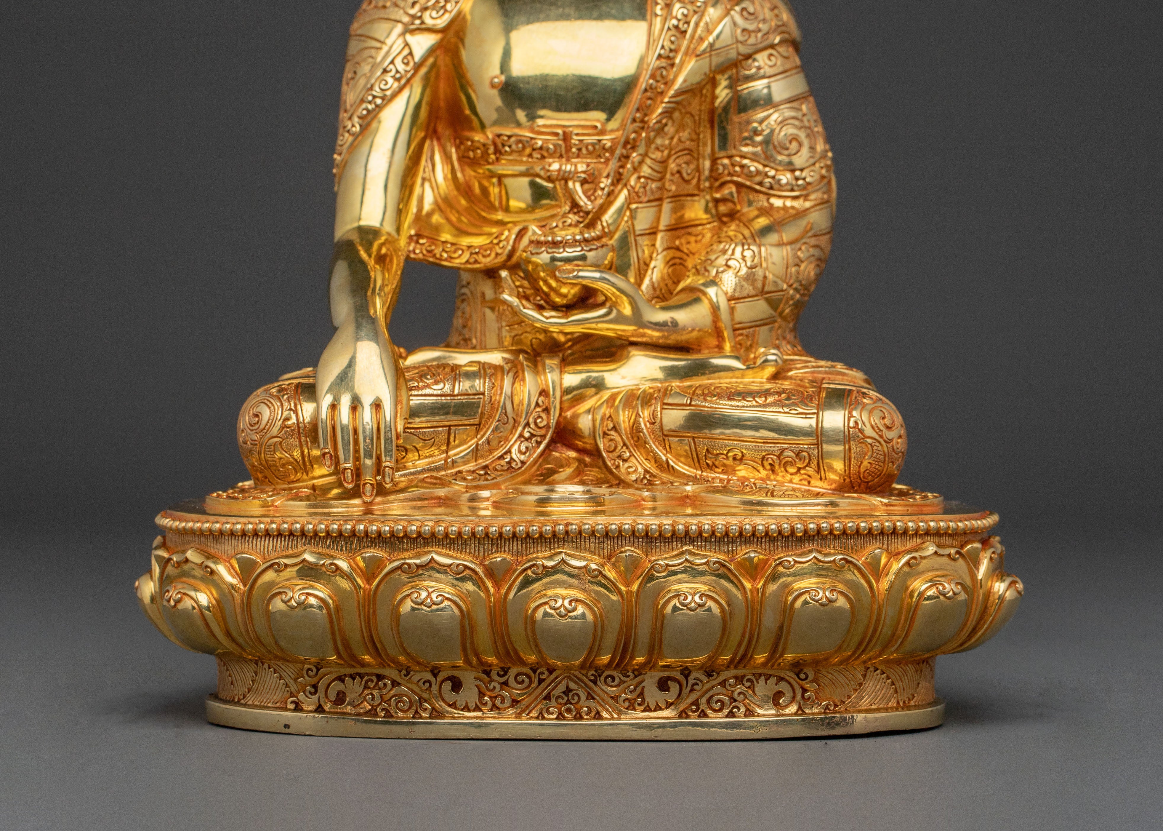 Sacred Shakyamuni Buddha Statue for Meditation
