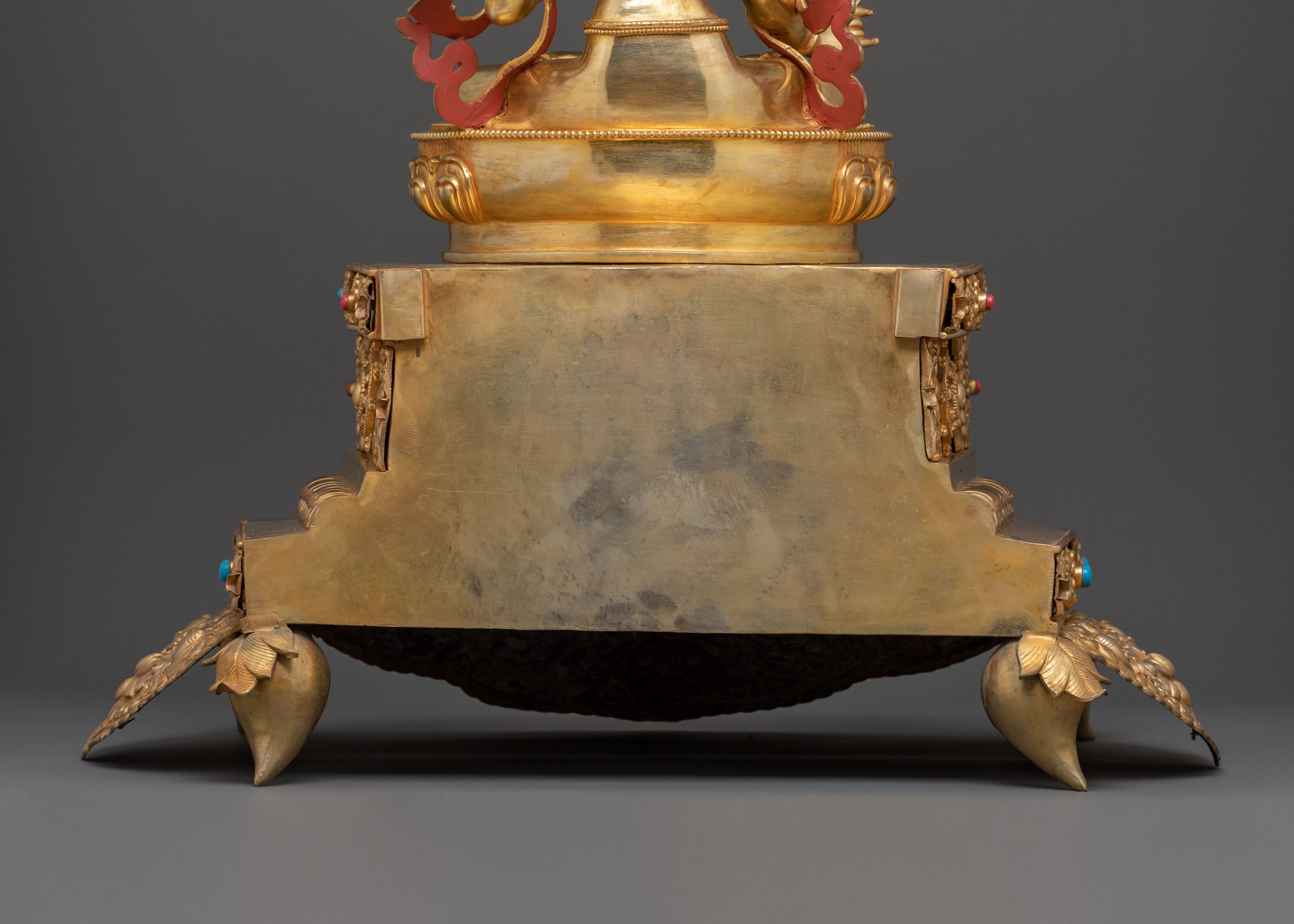 Dukar Statue on Throne | White Umbrella Goddess of Supreme Protection