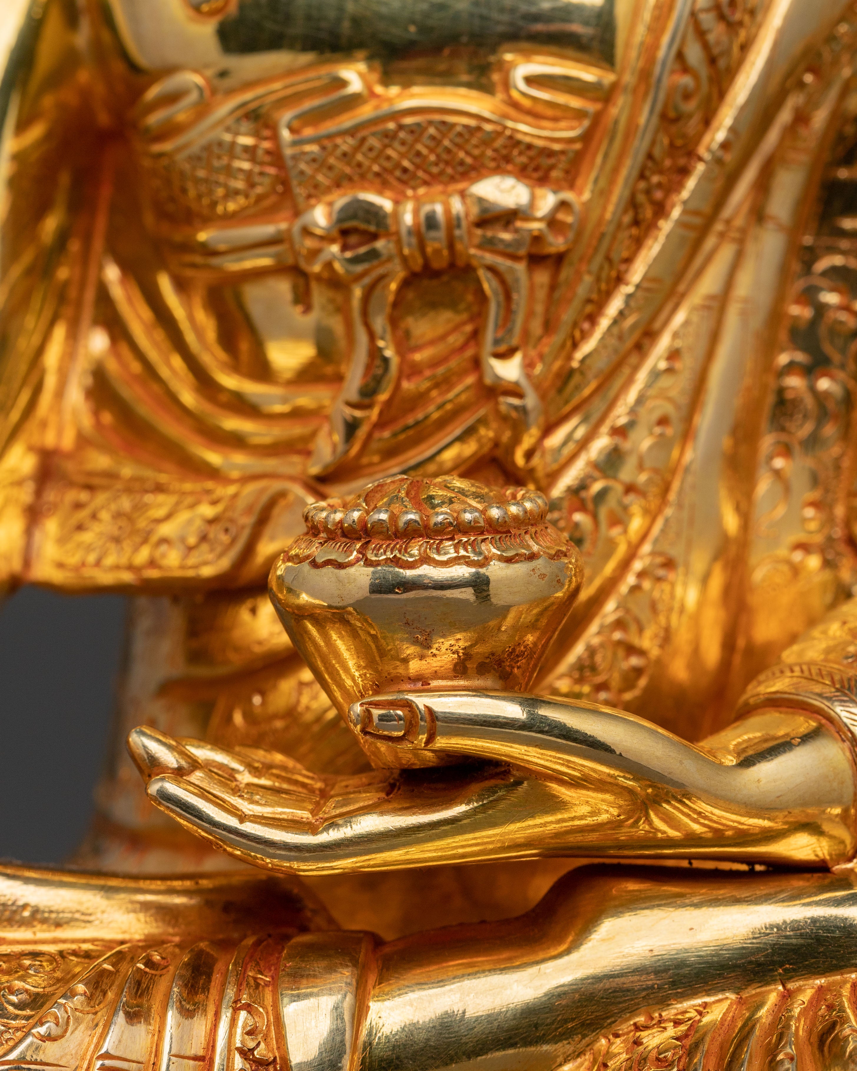 Handcrafted Shakyamuni Buddha Statue | Traditional Icon